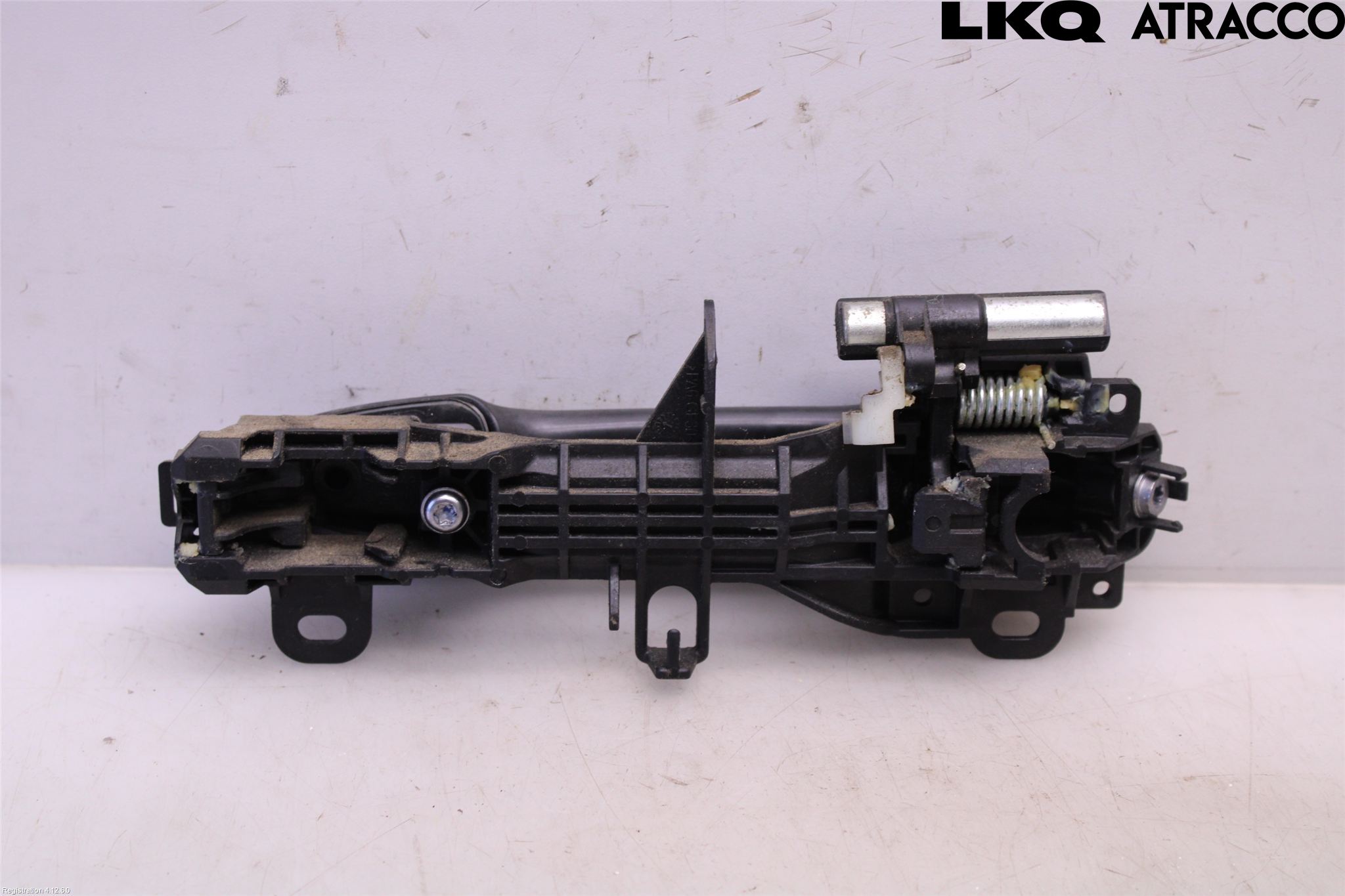 Toyota YARIS XP130 12-14 Dörrhandtag Yttre Hö