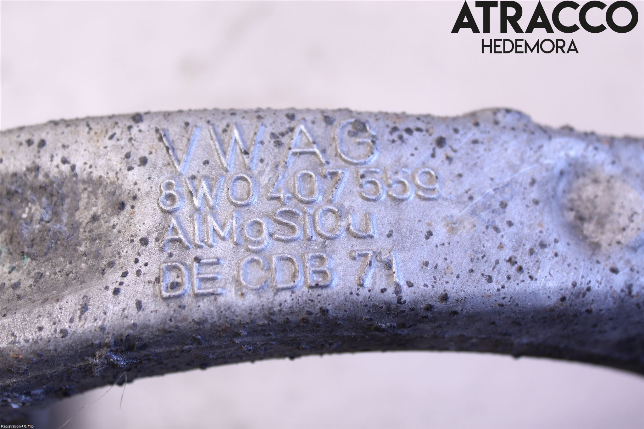 Audi A4/S4 B9 16-19 Styrspindel Lagerhus Vä