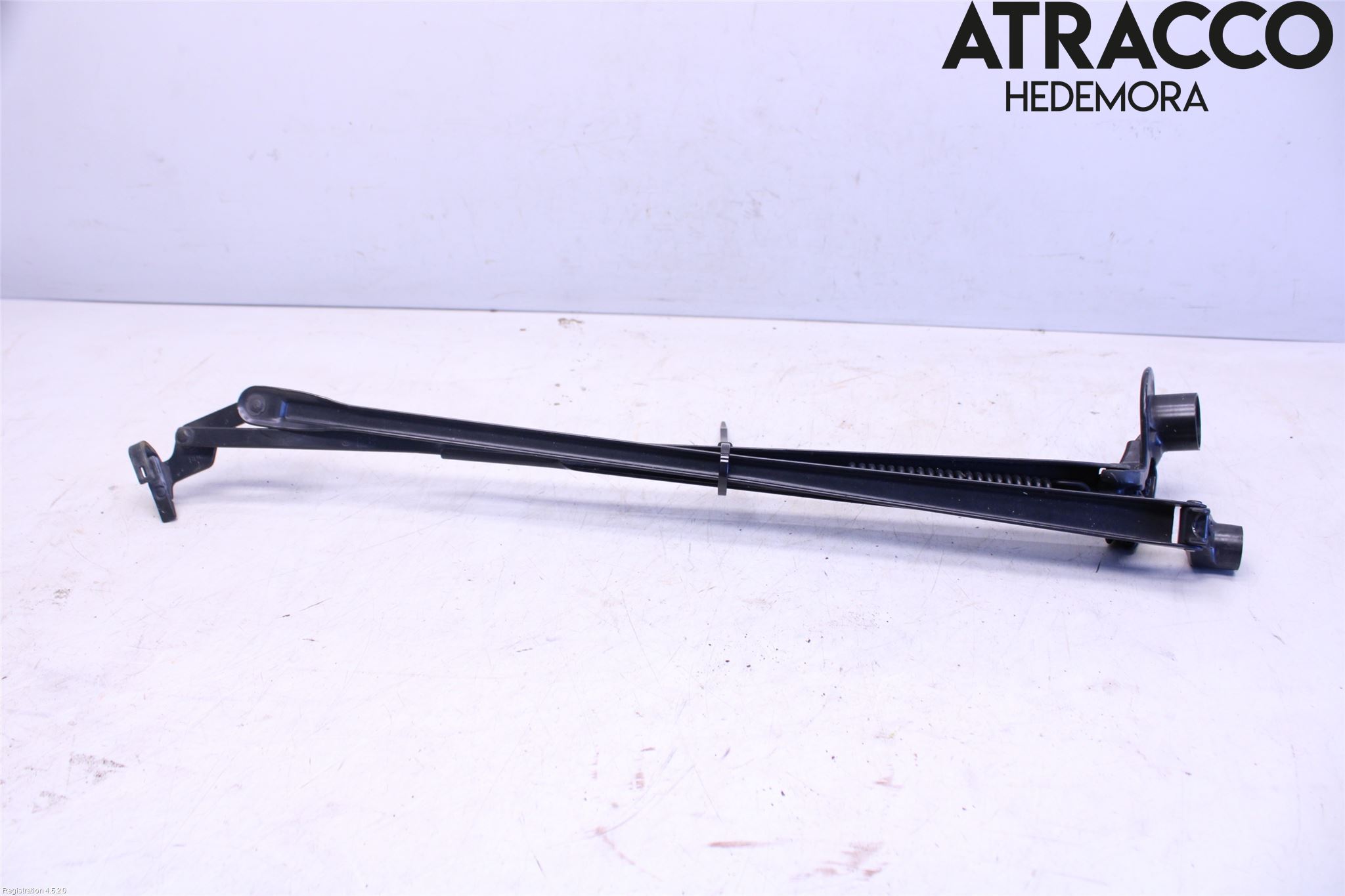 Toyota YARIS XP130 12-14 Torkararm Armar Vindruta