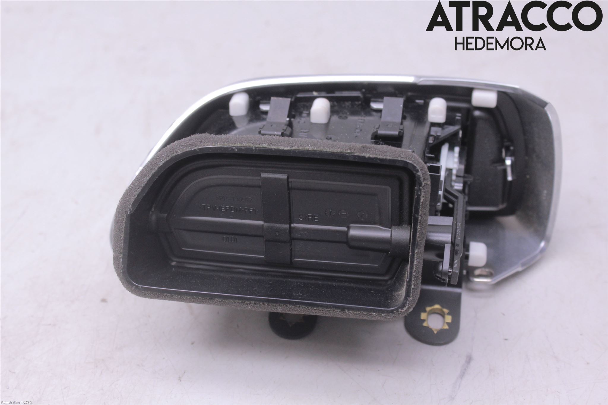 Porsche CAYENNE 03- Defrosterkanal-Munstycke