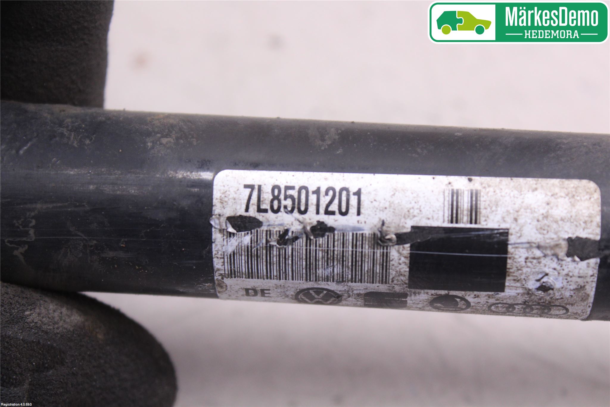 Audi Q7/SQ7 Drivaxel Bak Vänster