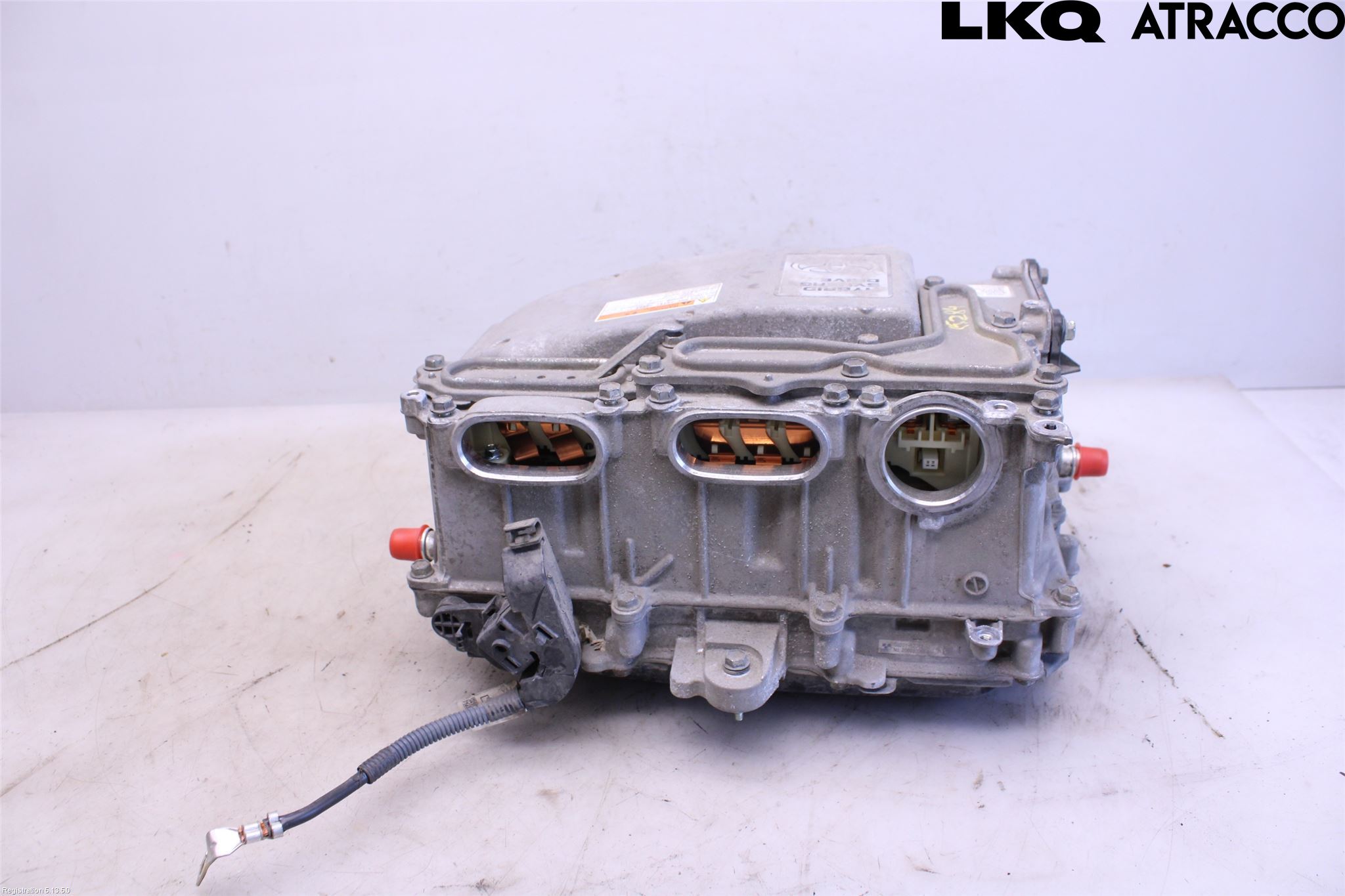 Toyota YARIS XP130 15-20 Hybridconverter