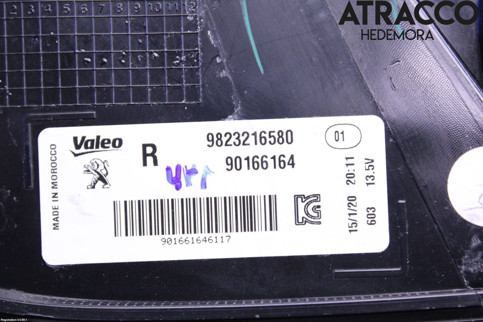 Peugeot 208/E-208 20- Bakljus Höger