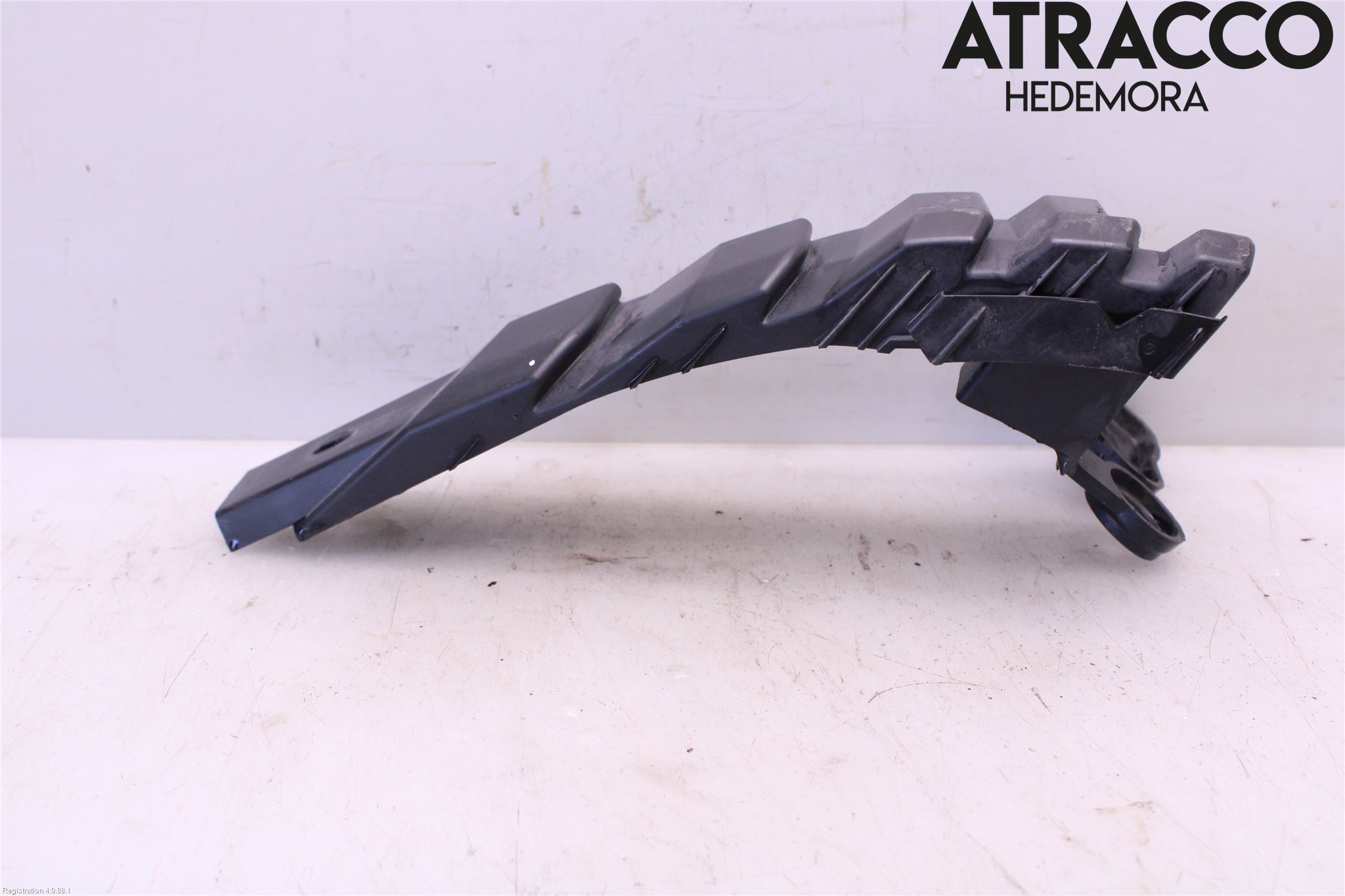 Jaguar F-PACE Stötfångarfäste Bak Hö