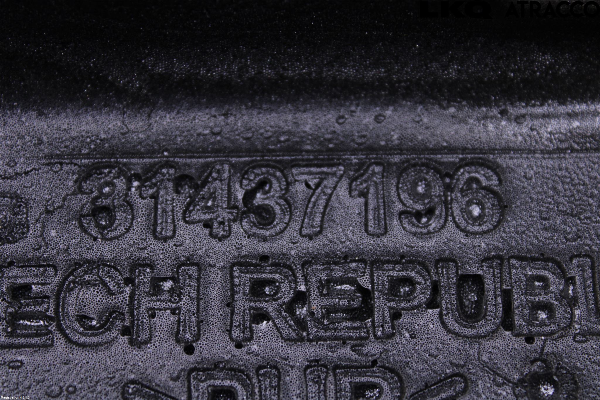 Volvo XC60 14-17 Motorkåpa