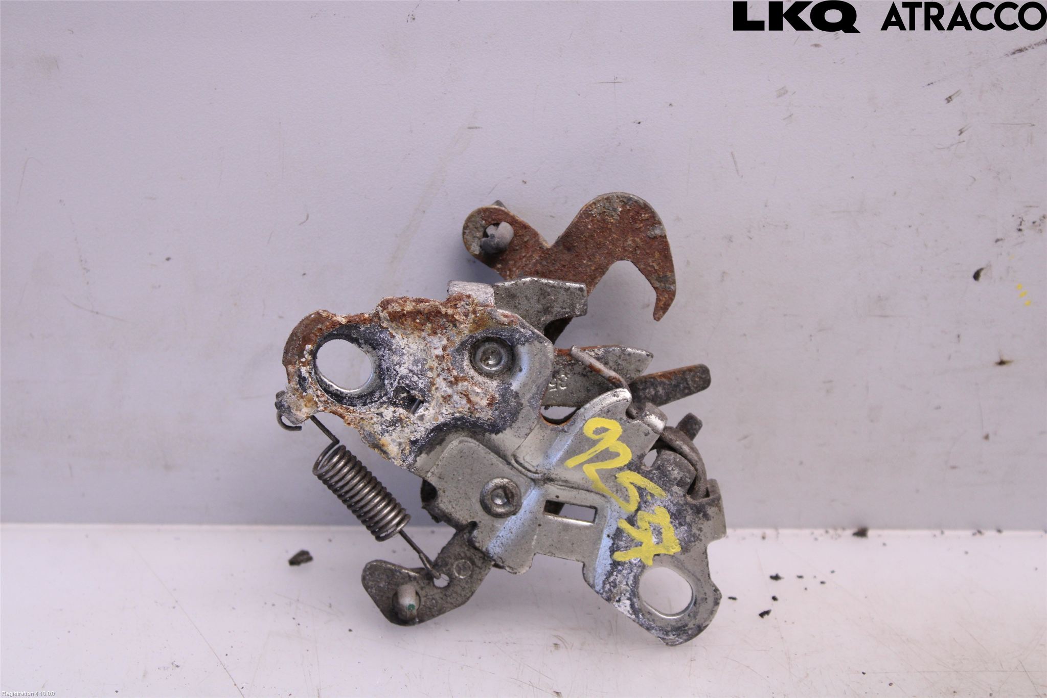 Citroen C4 CACTUS 14-20 Huvlås