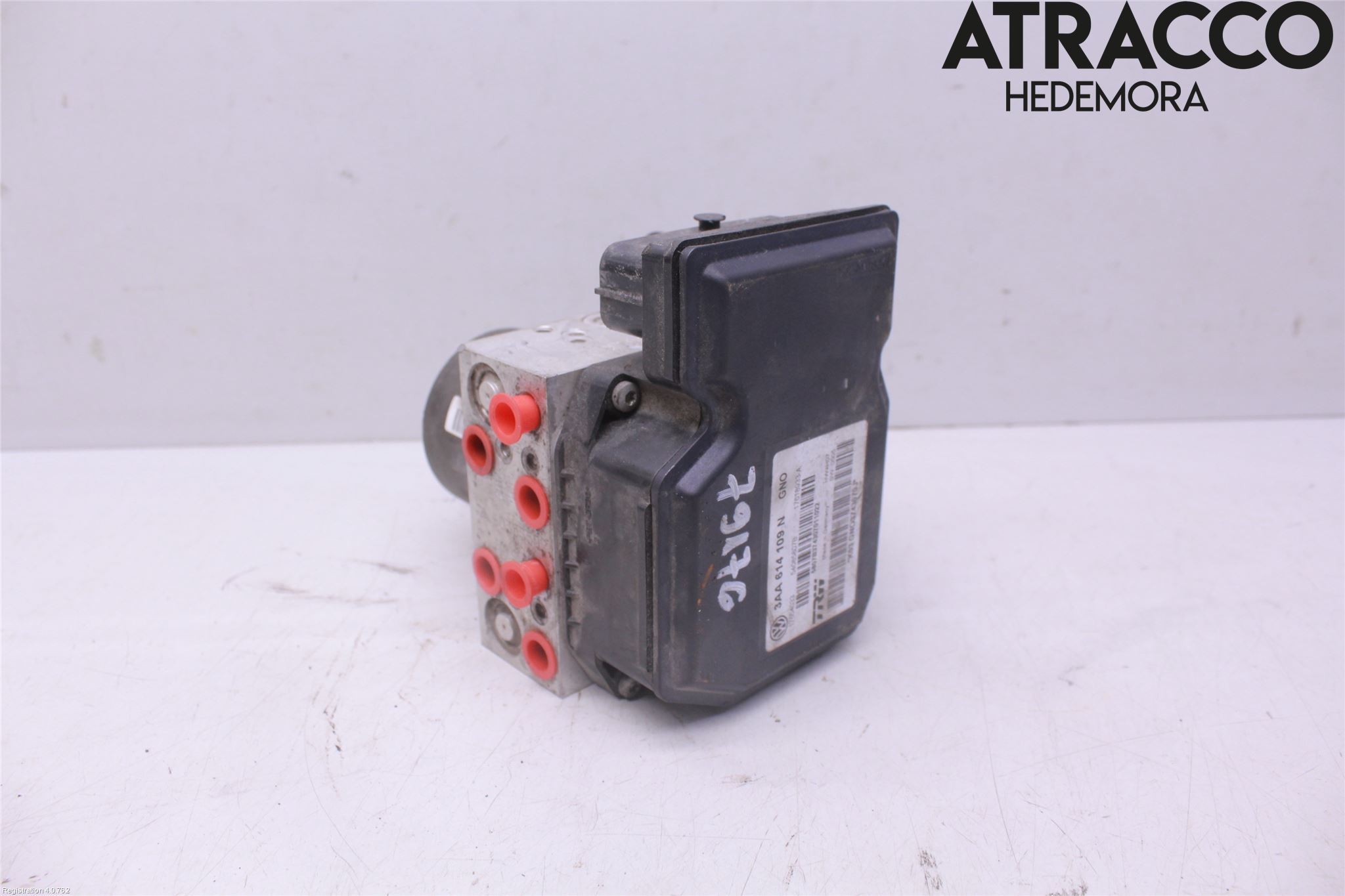 Volkswagen VW PASSAT 11-14 Abs Hydraulpump
