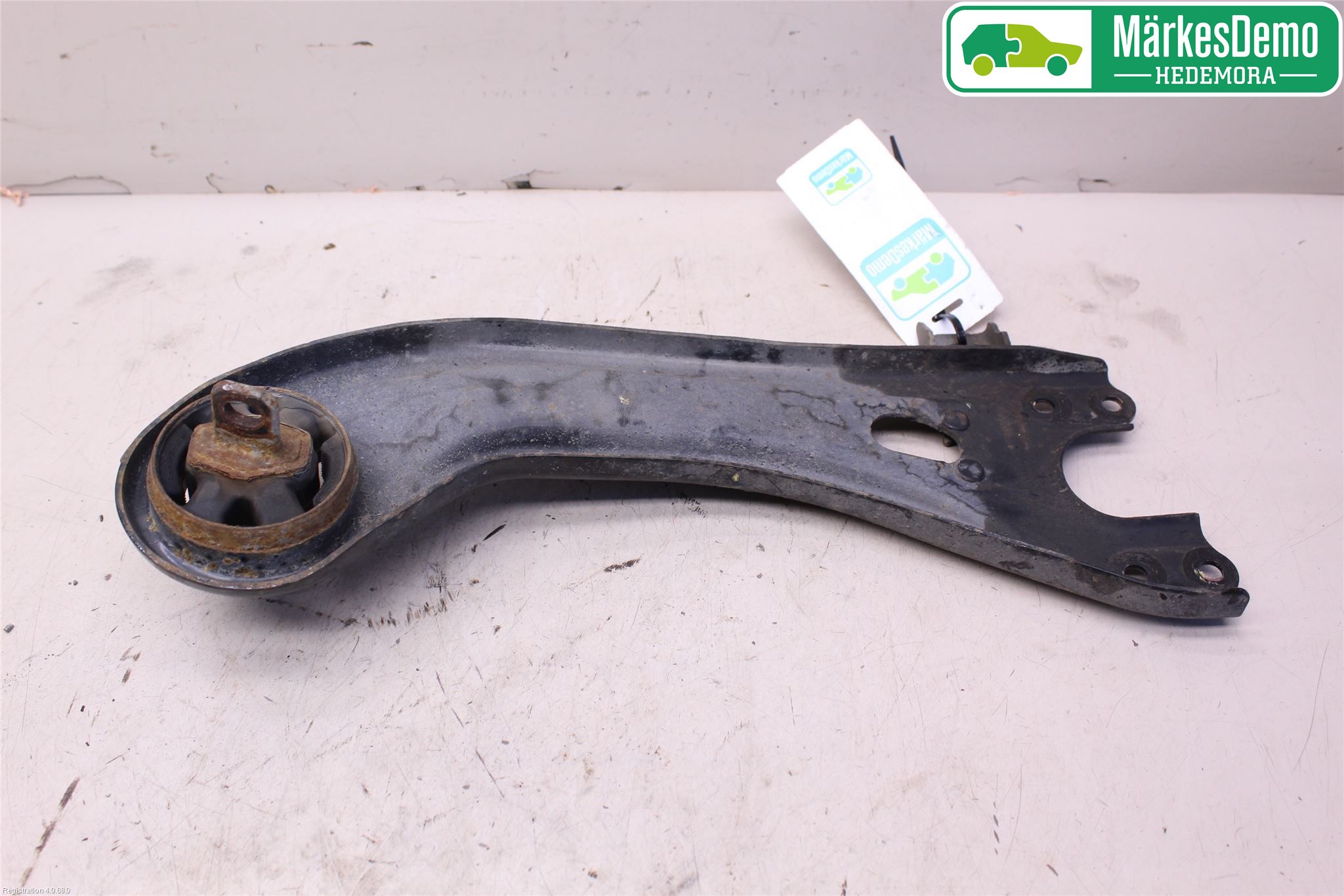 Hyundai SANTA FE 13-18 Bärarm Bak Höger