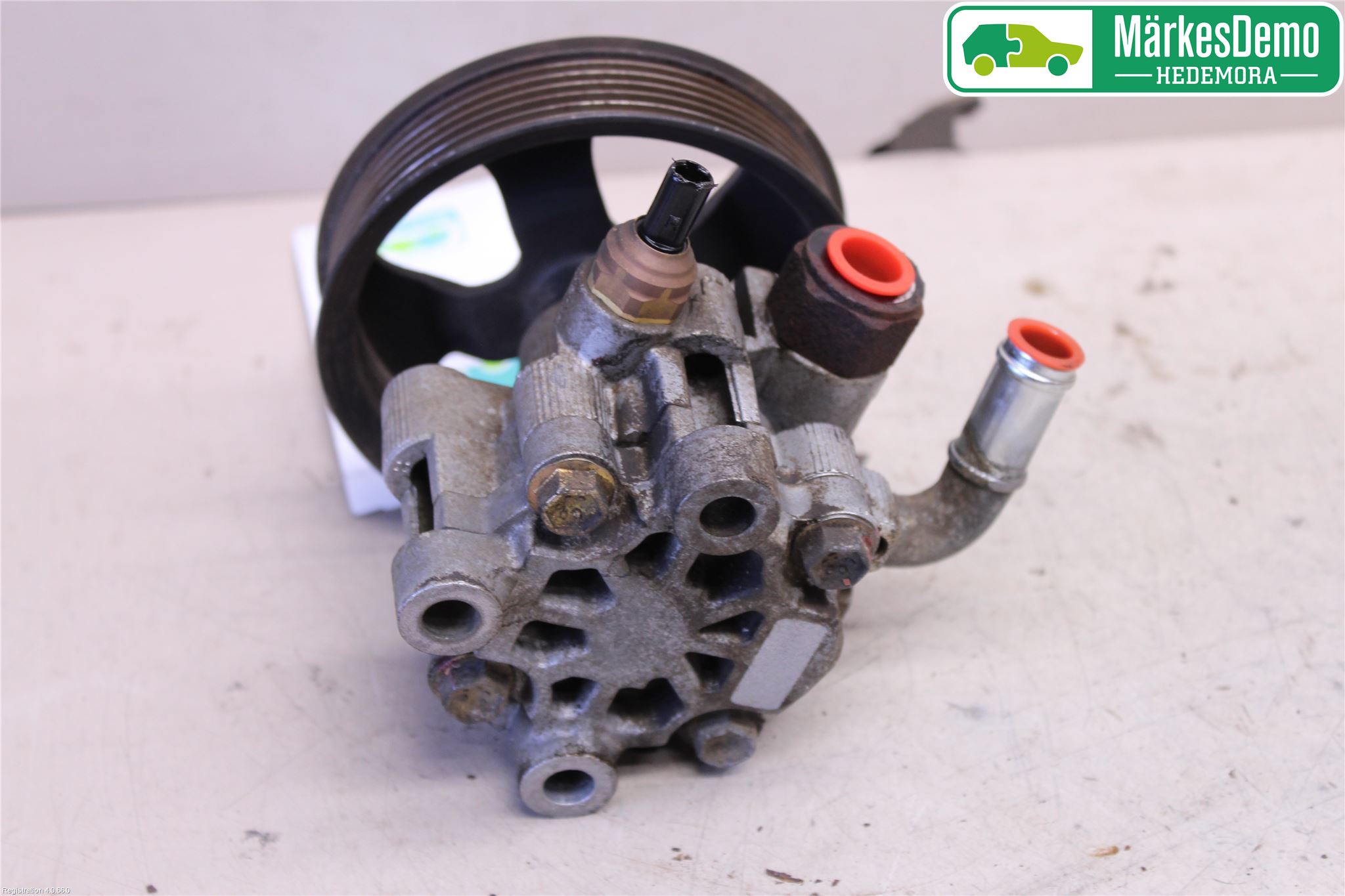 Toyota RAV 4 00-06 Styrservopump