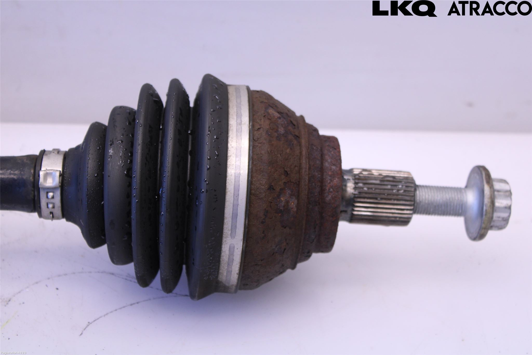 Skoda SUPERB 16-24 Drivaxel Fram Vänster