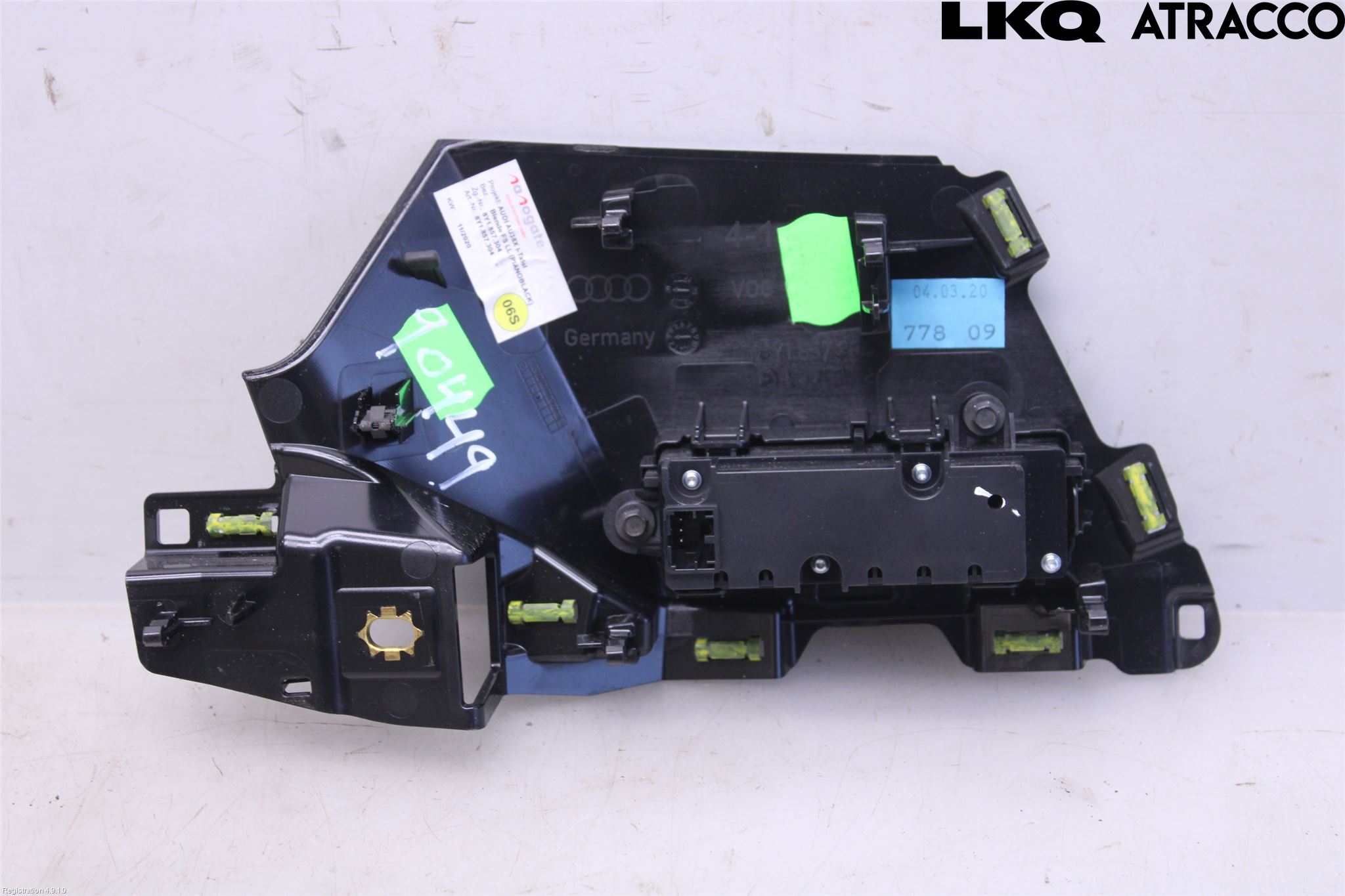 Audi A3/S3 8Y 21- Strömställare Ljus