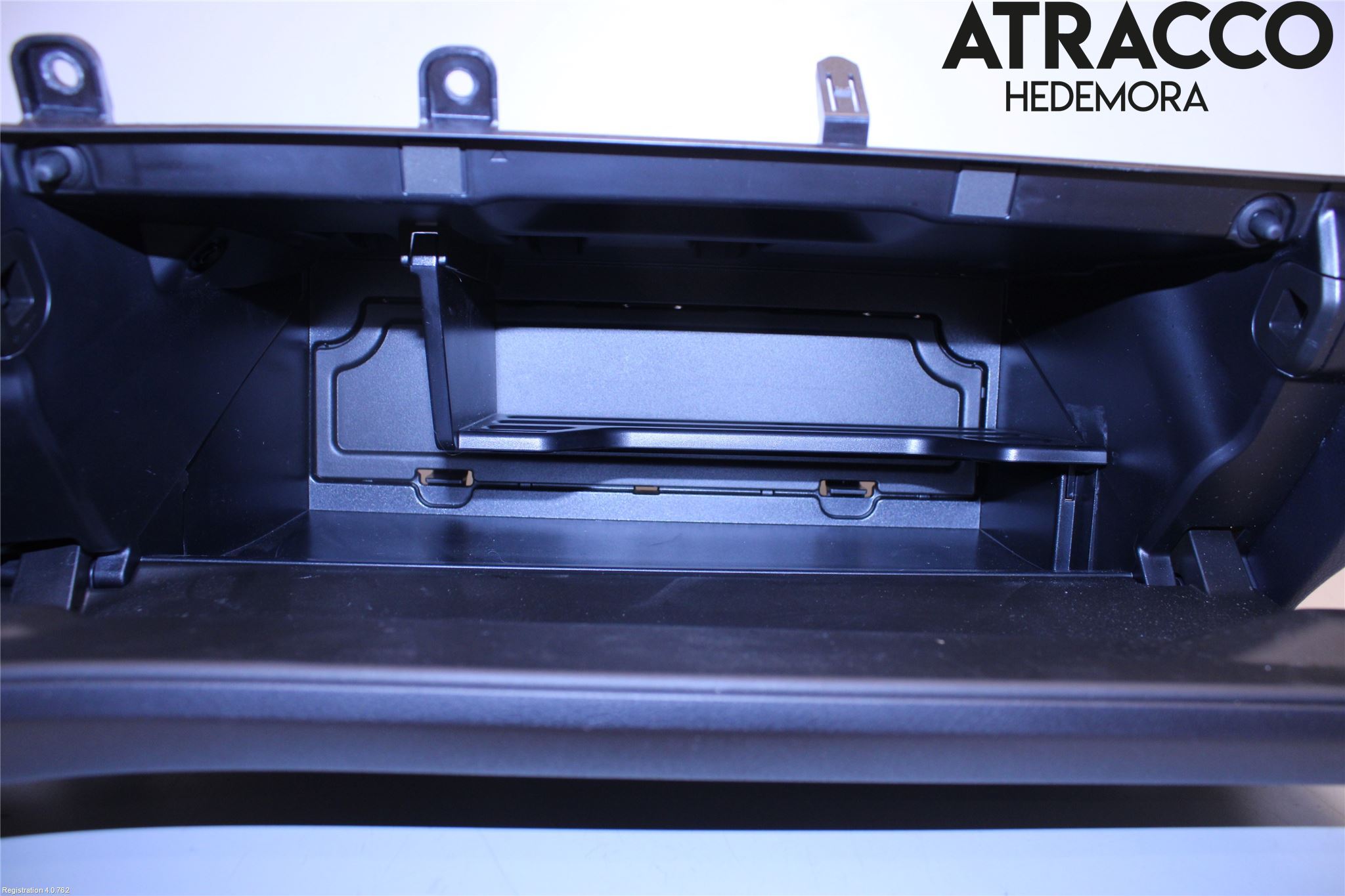 Lexus UX/300e 19- Handskfack