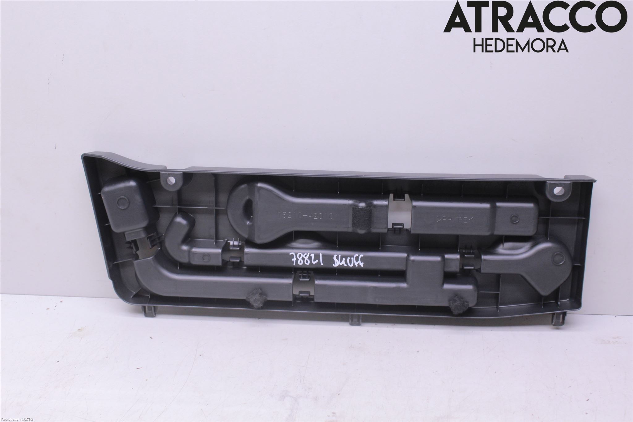 Toyota RAV4 19- Verktygsfack-Förvaring