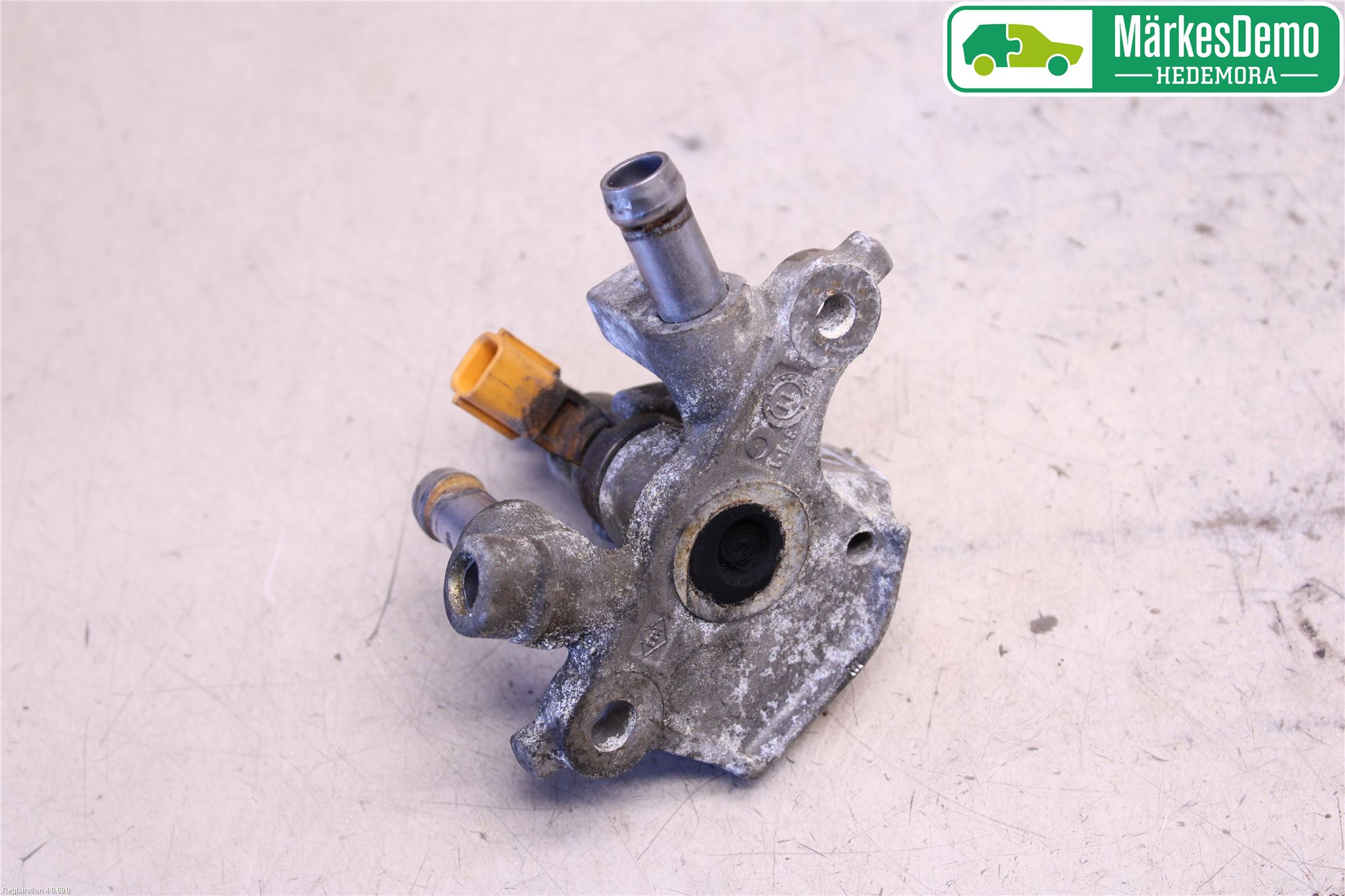 Dacia DUSTER 10-17 Injspridare