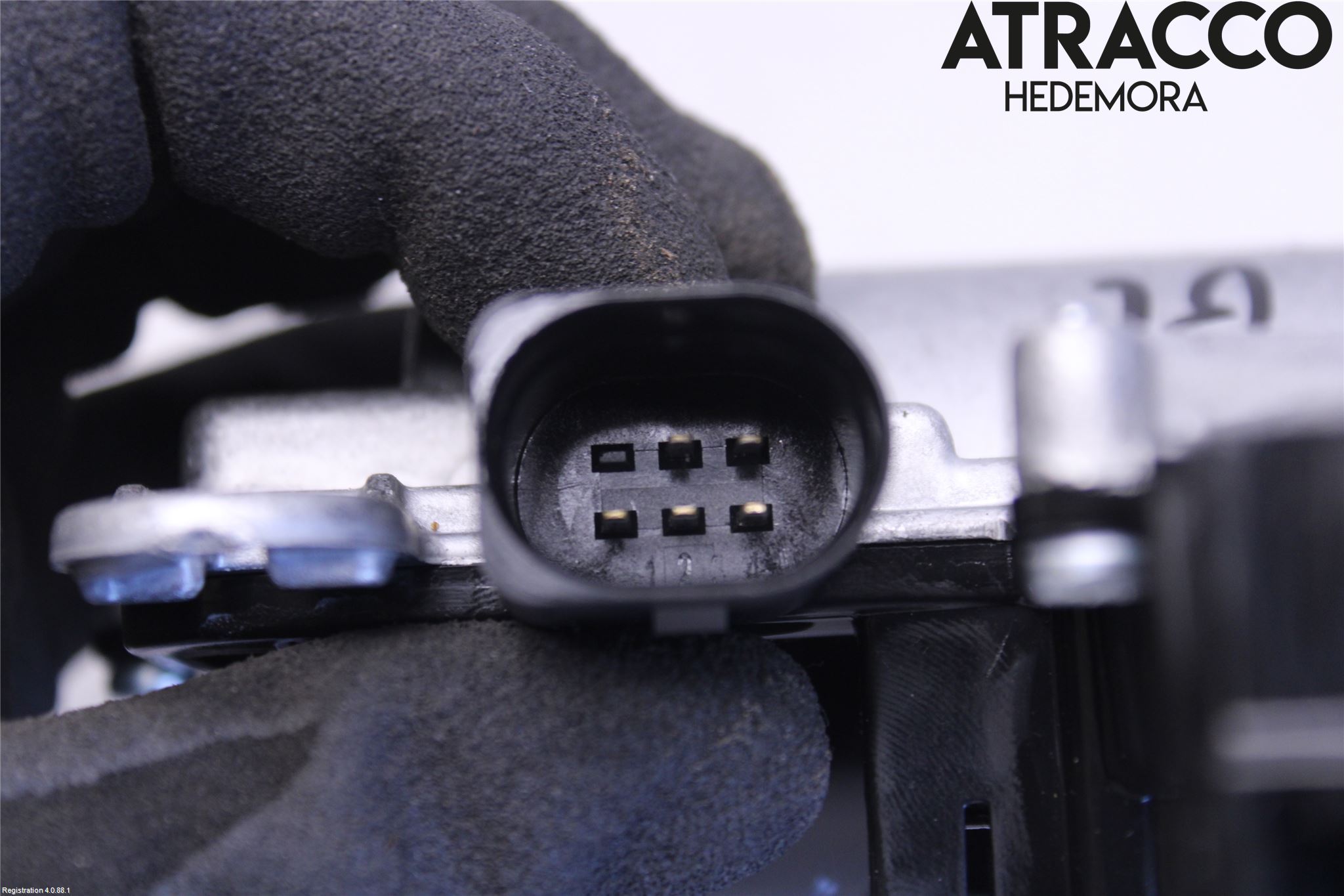 Audi A6 F2/C8 19- Bakluckeöppnare Automatisk