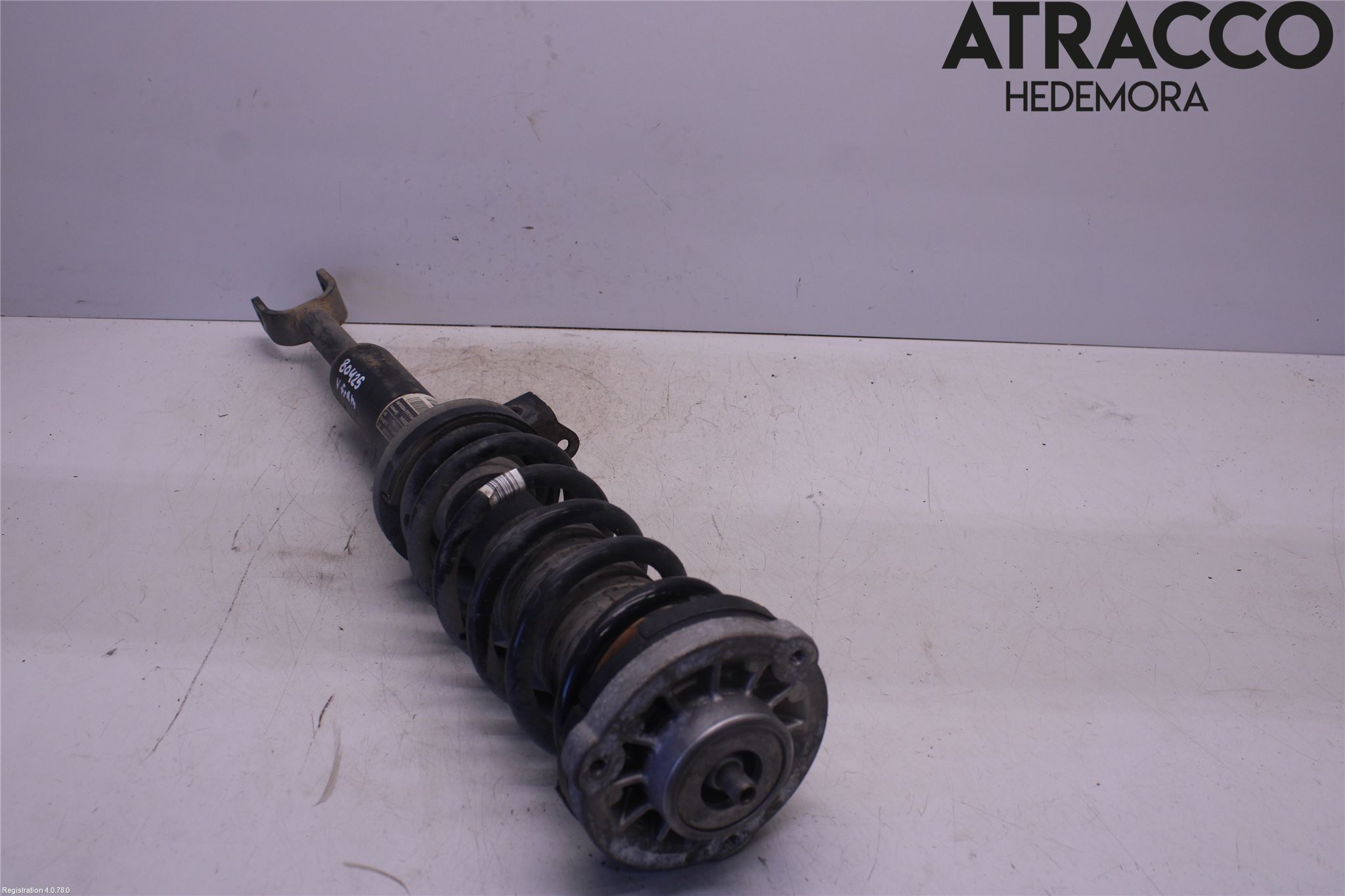 BMW 5 F10/F11/F18 09-17 Fjäderben Fram Höger