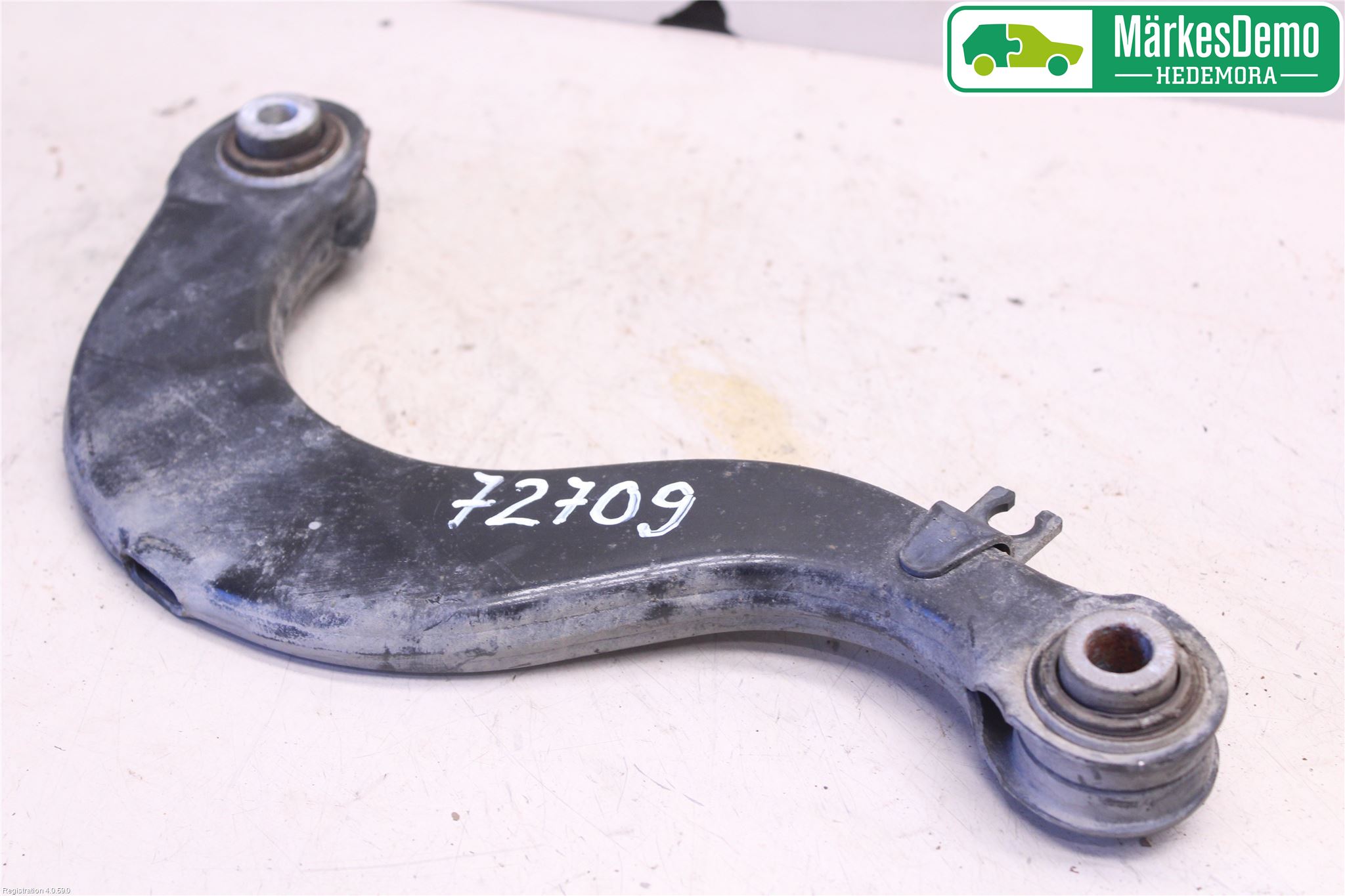 Volkswagen VW PASSAT 15-19 Bärarm Bak Övre Höger