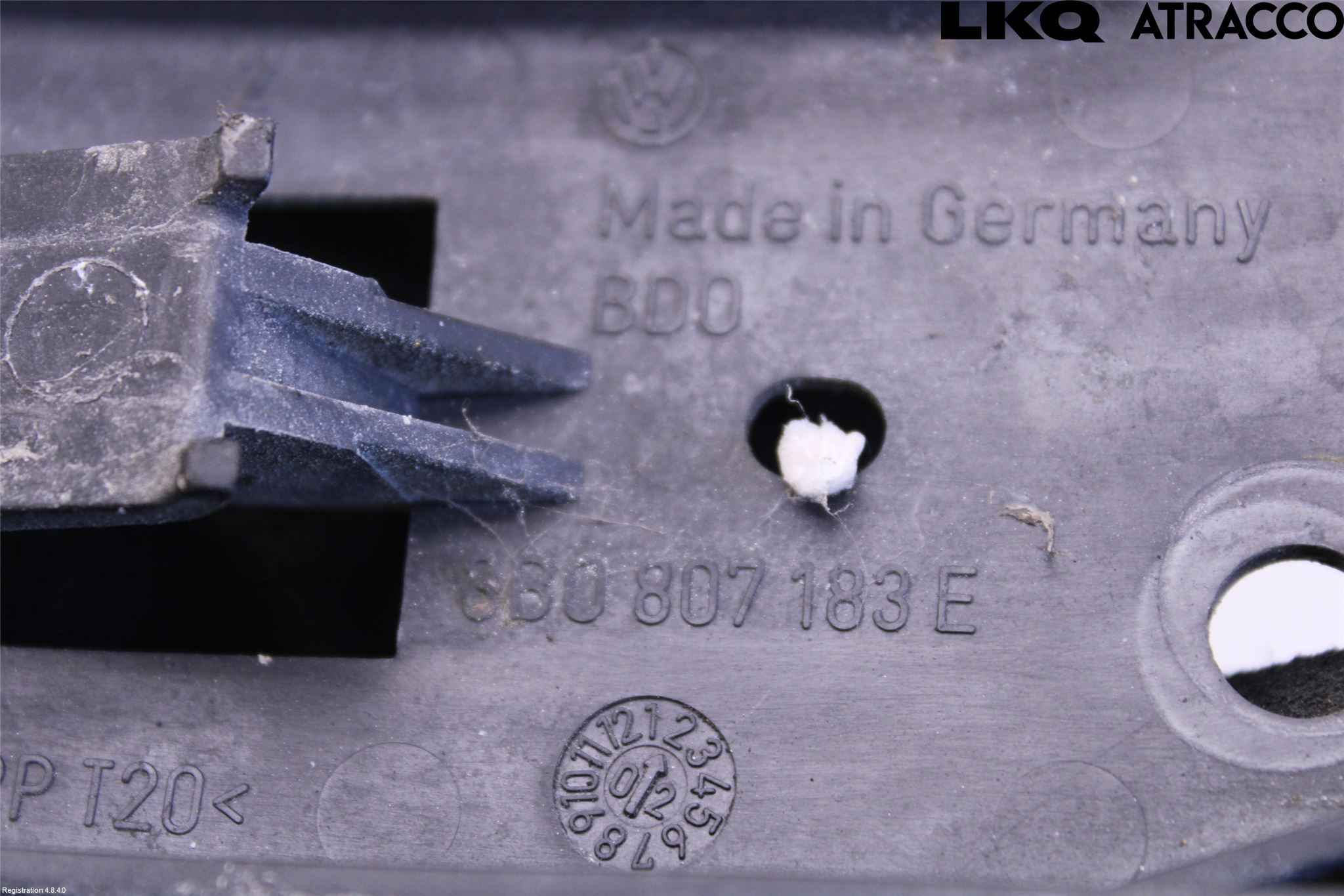 Volkswagen VW PASSAT 01-05 Stötfångarfäste Fram Vä
