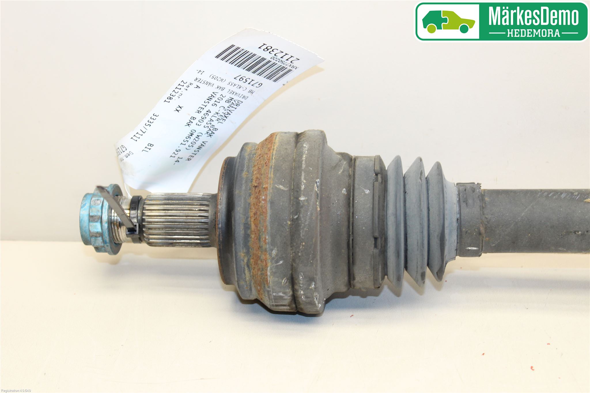 Mercedes-Benz MB C-KLASS (W205) 14-21 Drivaxel Bak Vänster