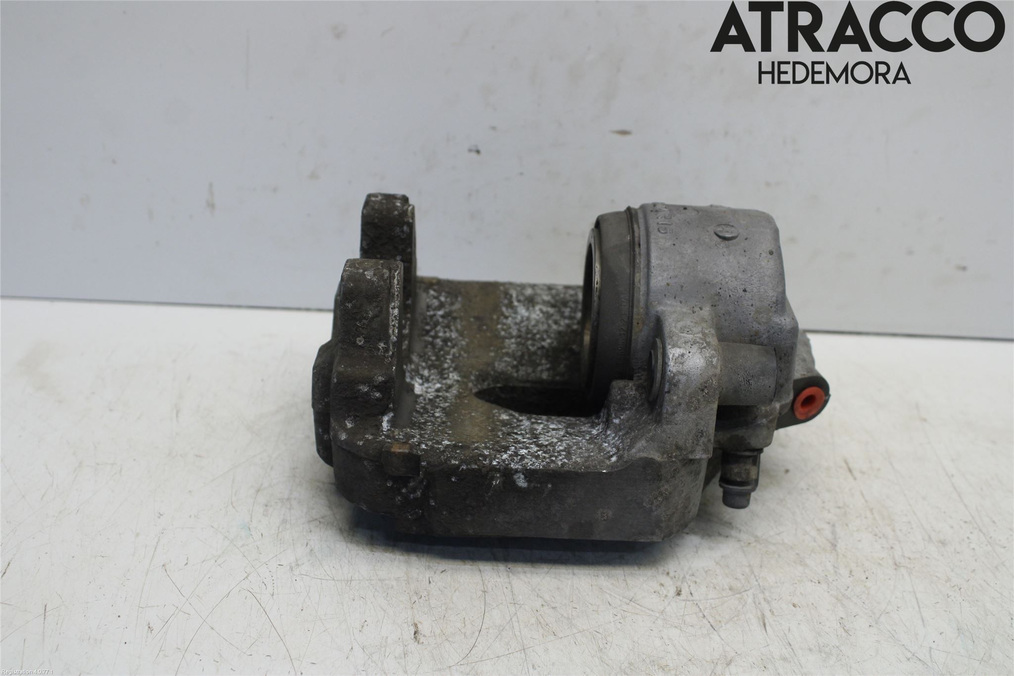 BMW 5 F10/F11/F18 09-17 Bromsok Fram Vänster