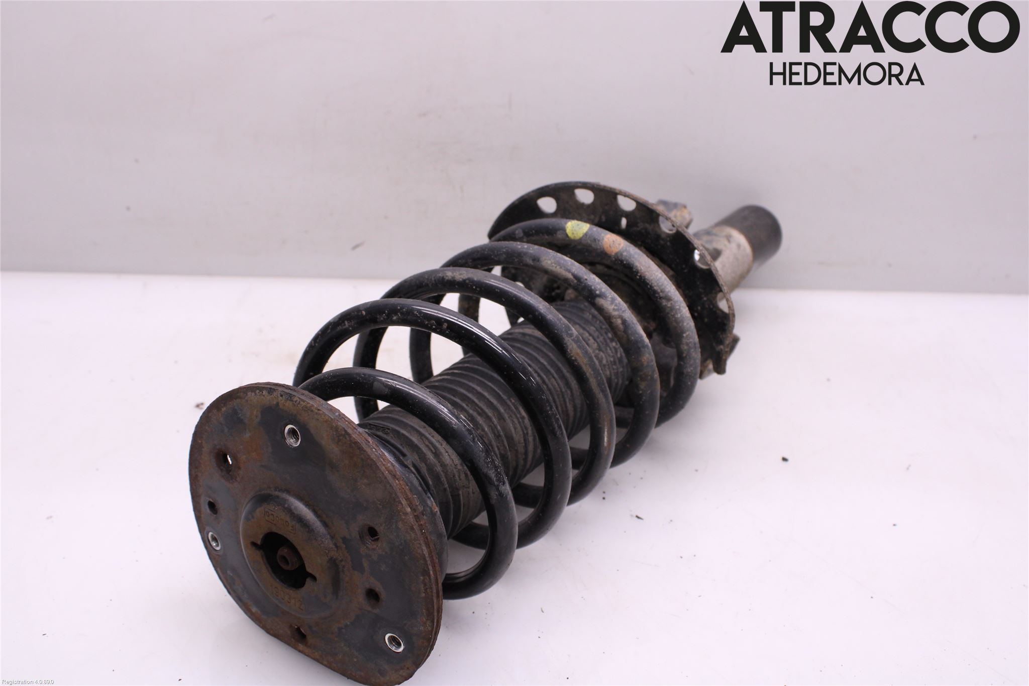 Volvo XC70 08-13 Fjäderben Fram Höger