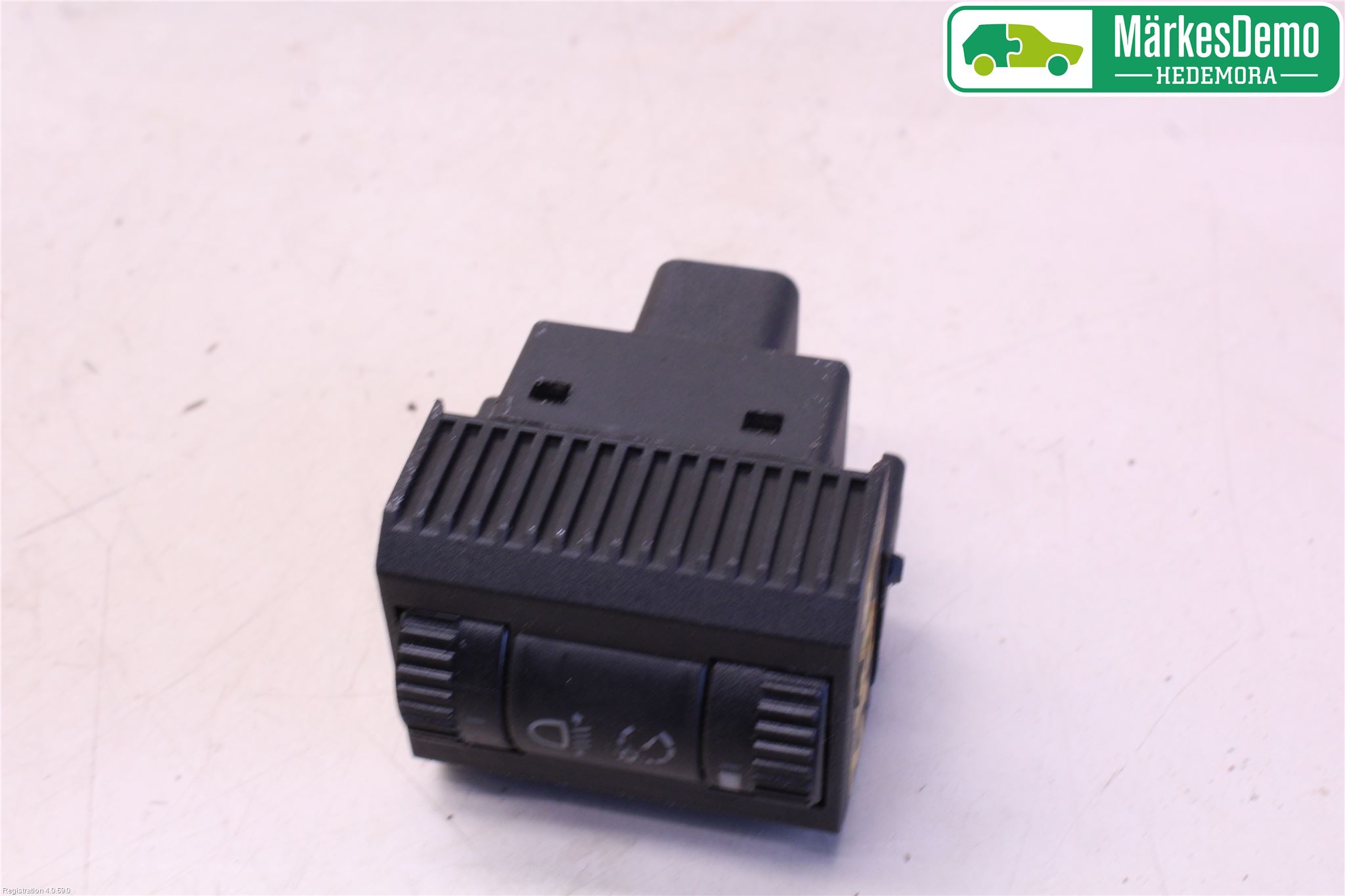 Volkswagen VW TRANSP/CARAVELLE (T5) 04-15 Strömställare Nivåreglering