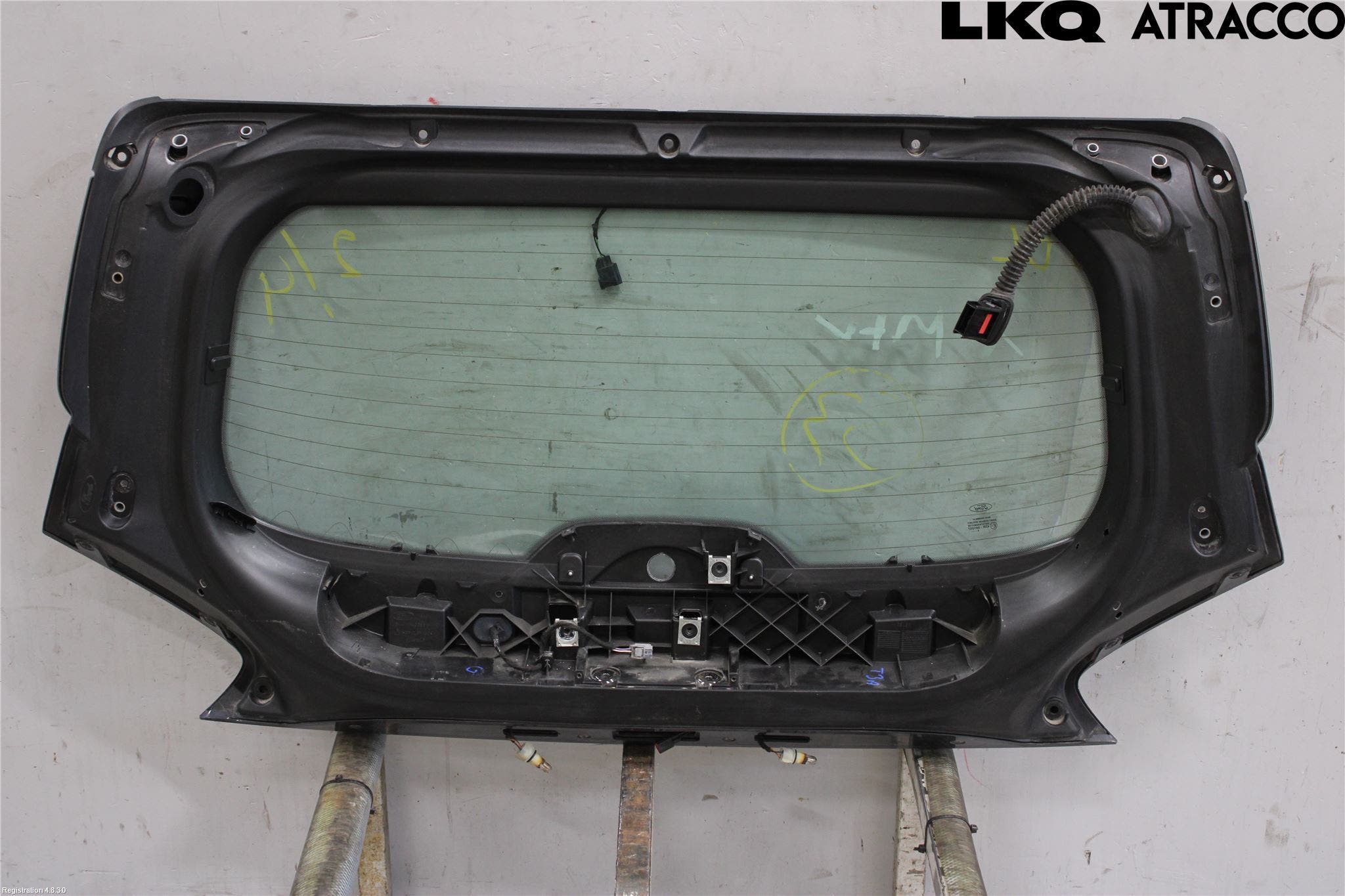 Ford KUGA 08-12 Bakruta