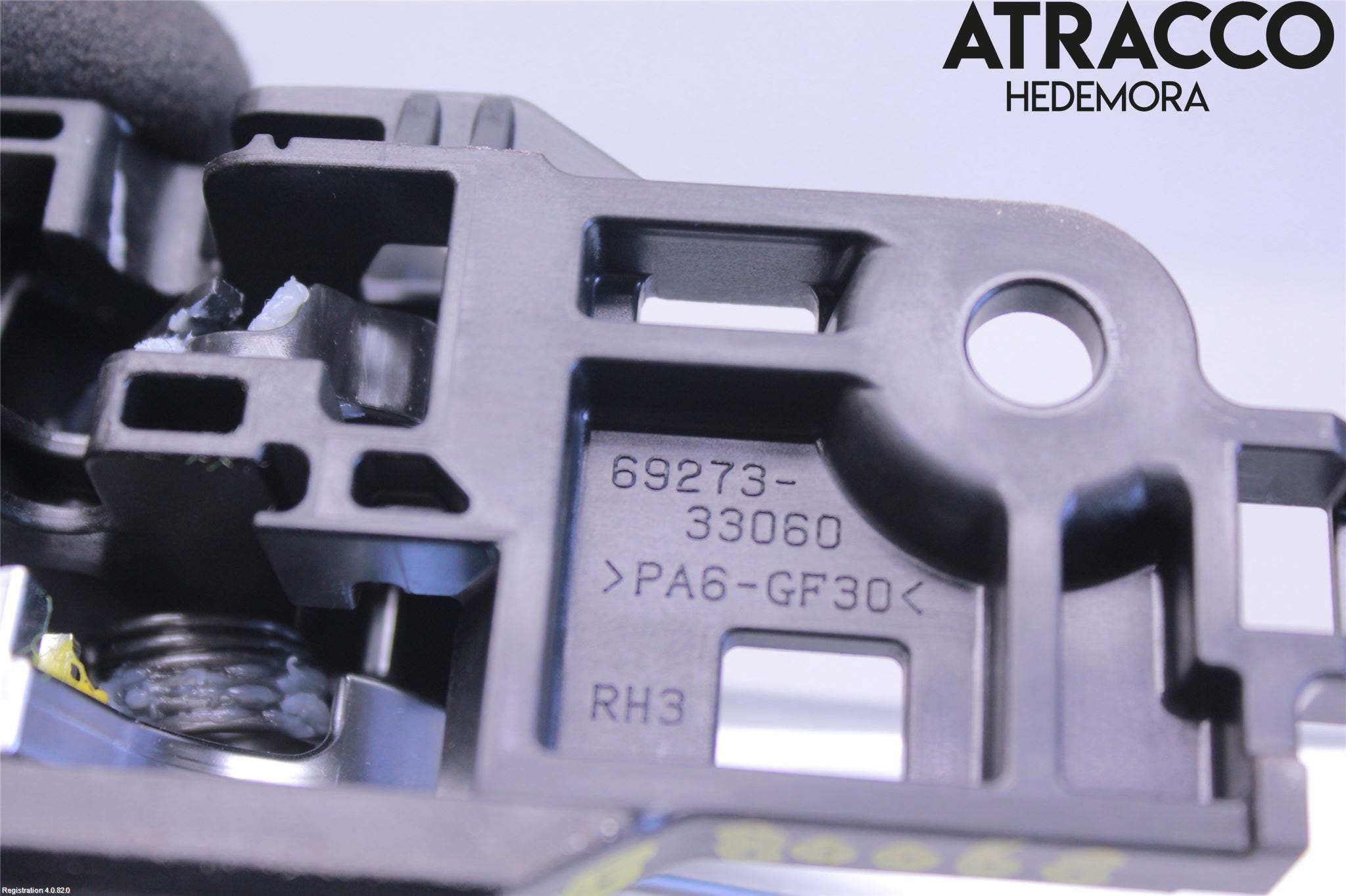 Toyota RAV4 19- Dörrhandtag Inre Hö