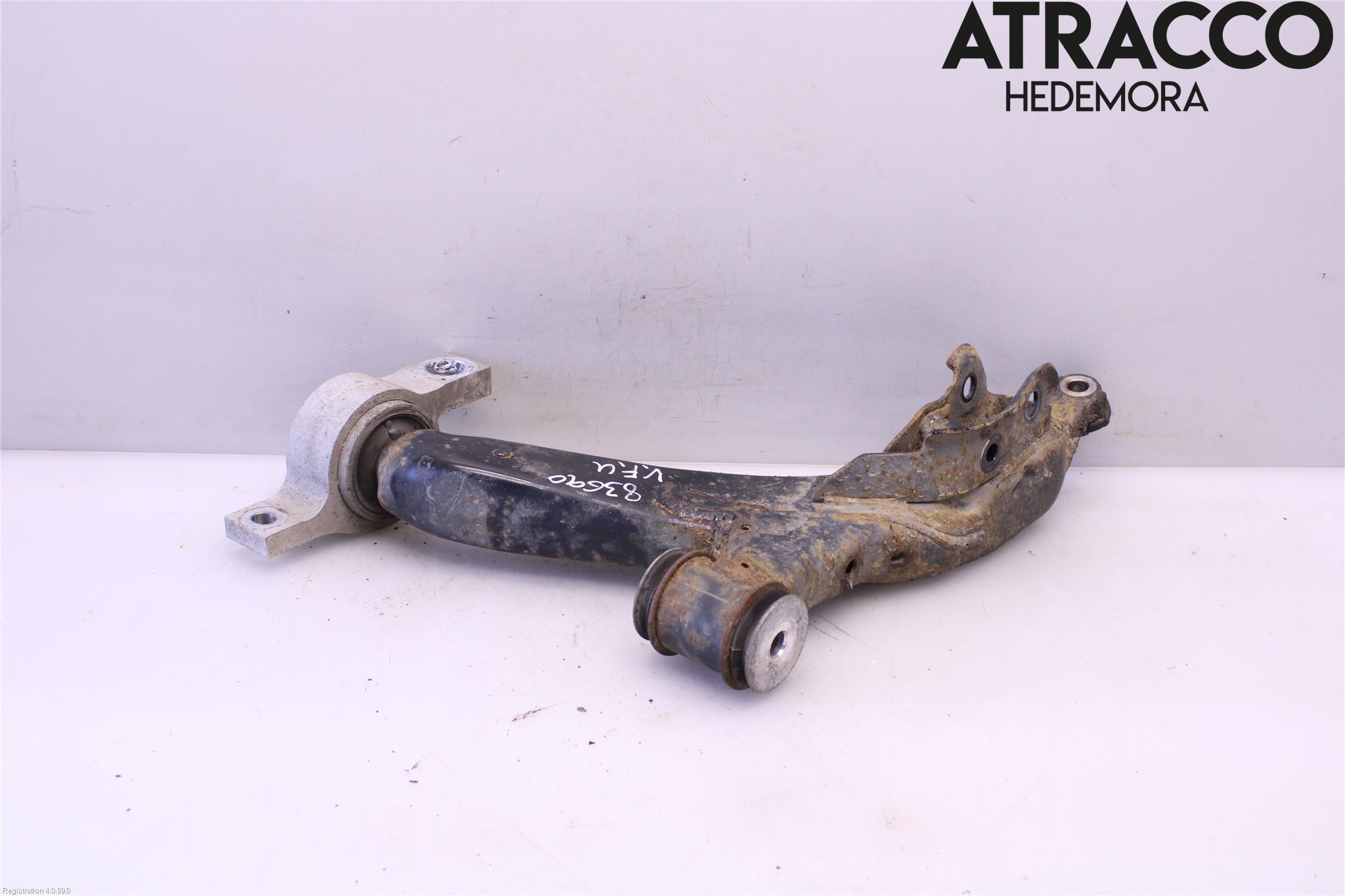 Lexus IS 250/350 14-20 Bärarm Fram Undre Vä