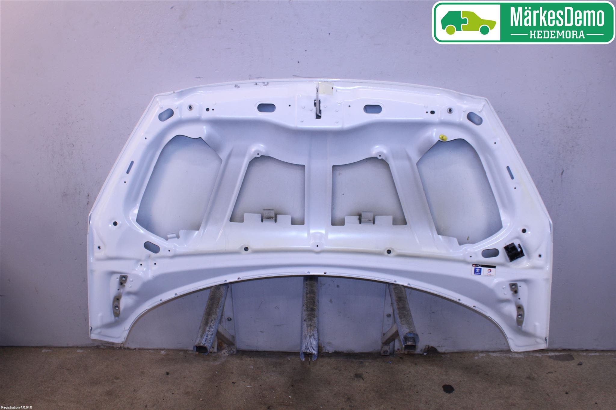 Peugeot 308 08-13 Huv Fram