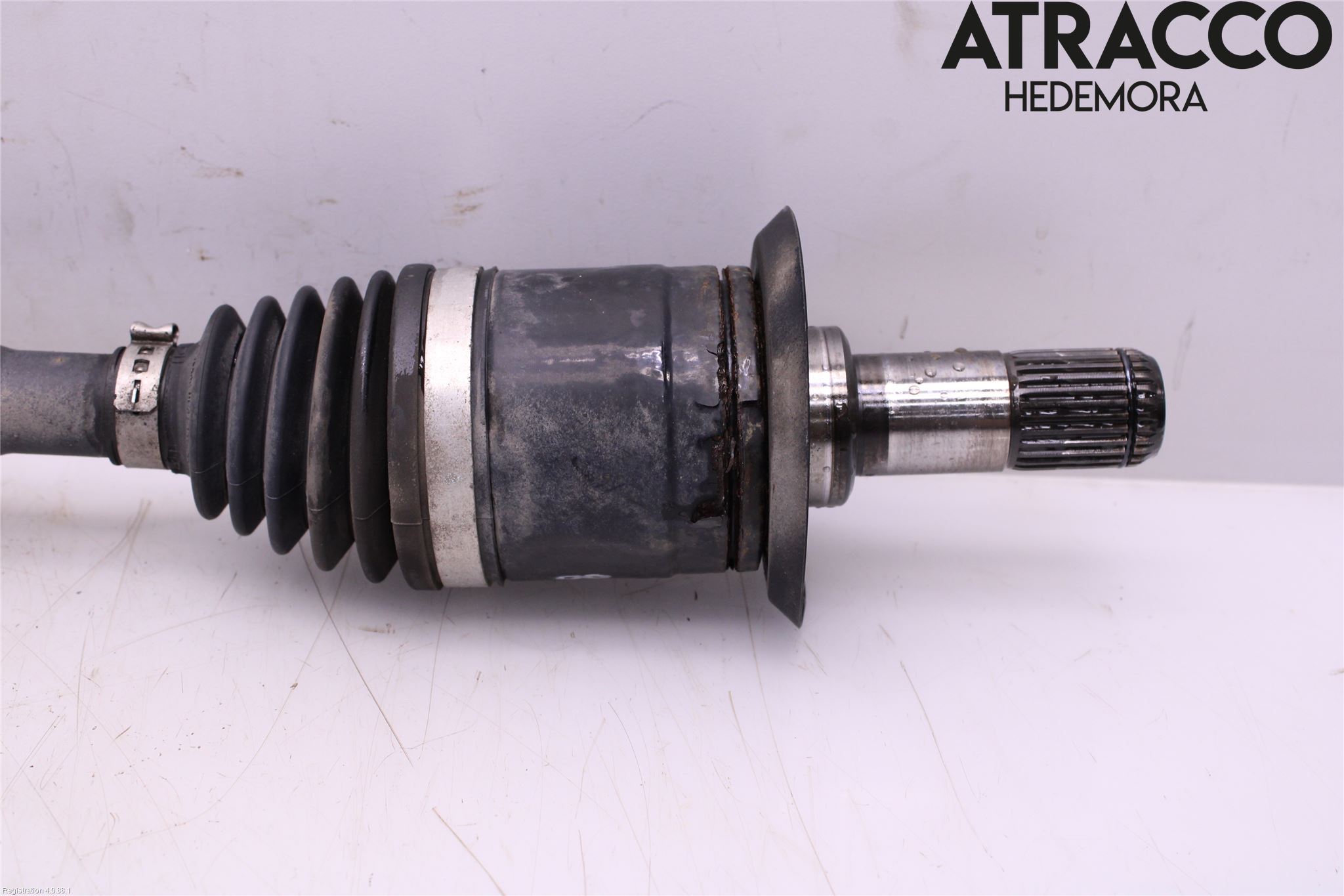 BMW 1 F20/F21 11-19 Drivaxel Bak Vänster