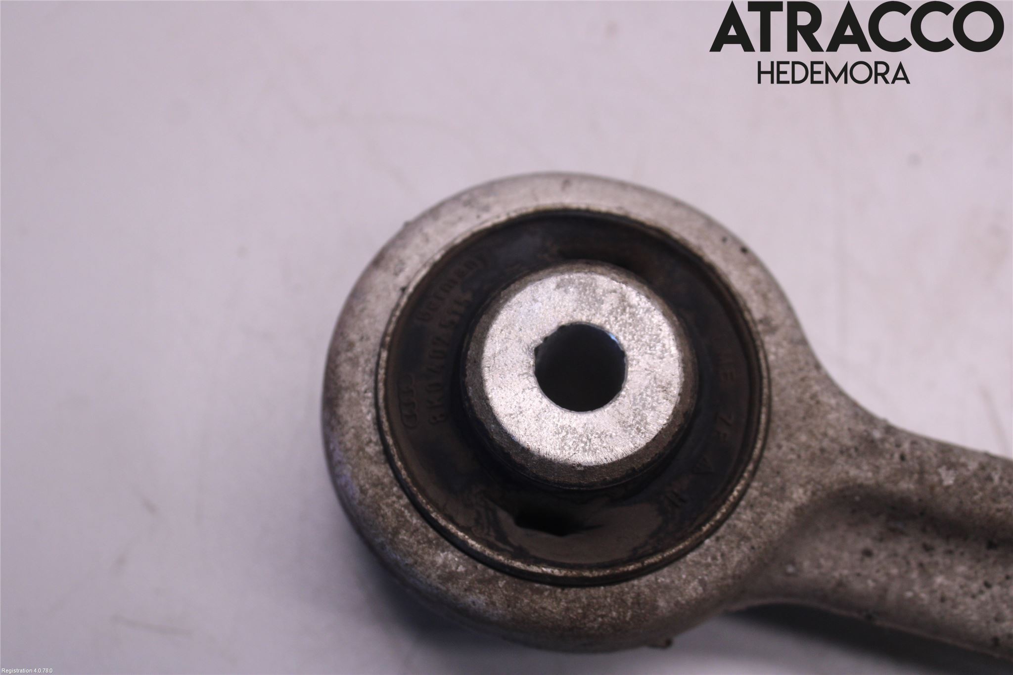 Audi A5 07-16 Bärarm Fram Övre Hö