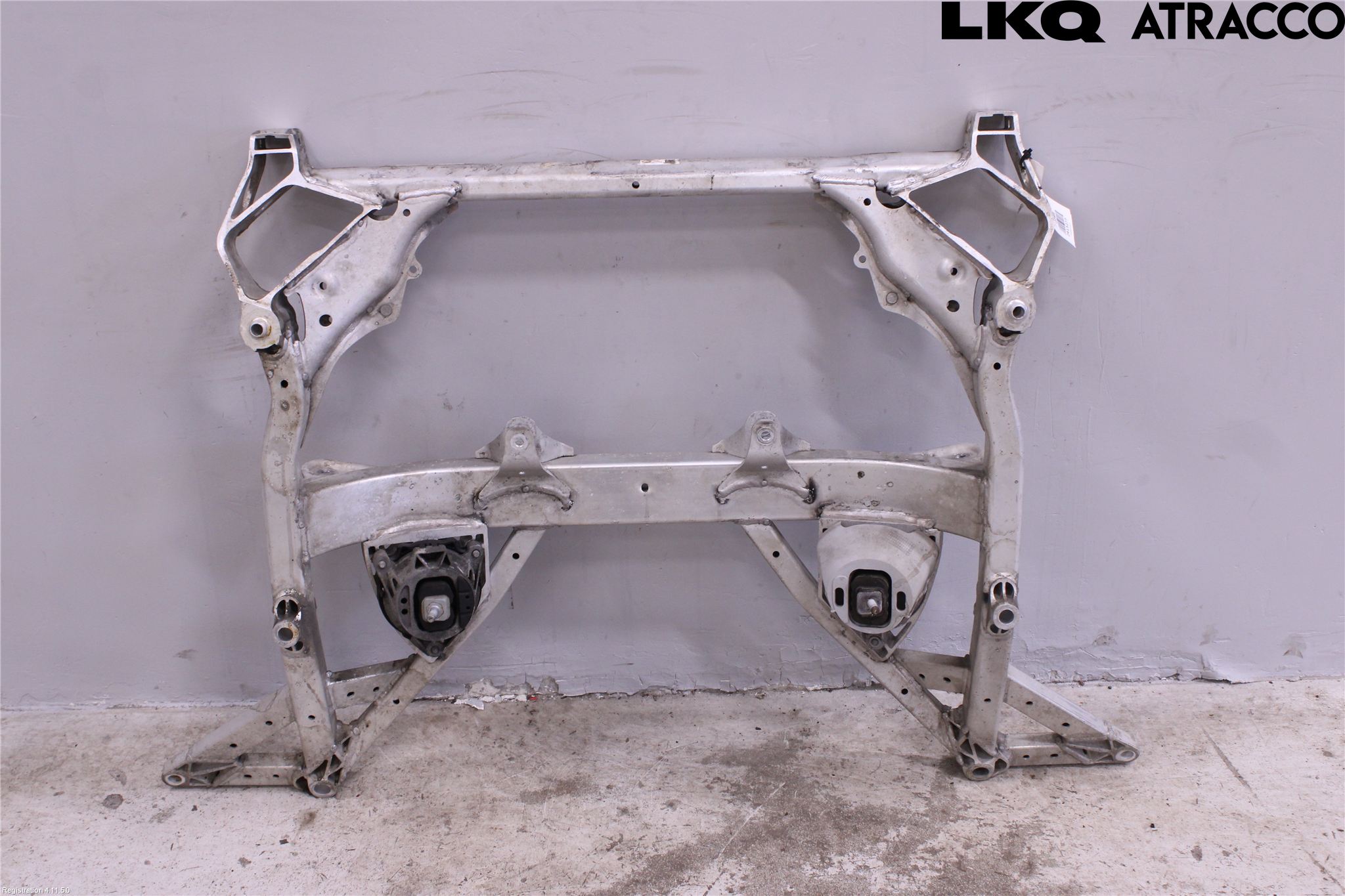 BMW 3 F30/F31/F80 12-19 Framvagnsbalk