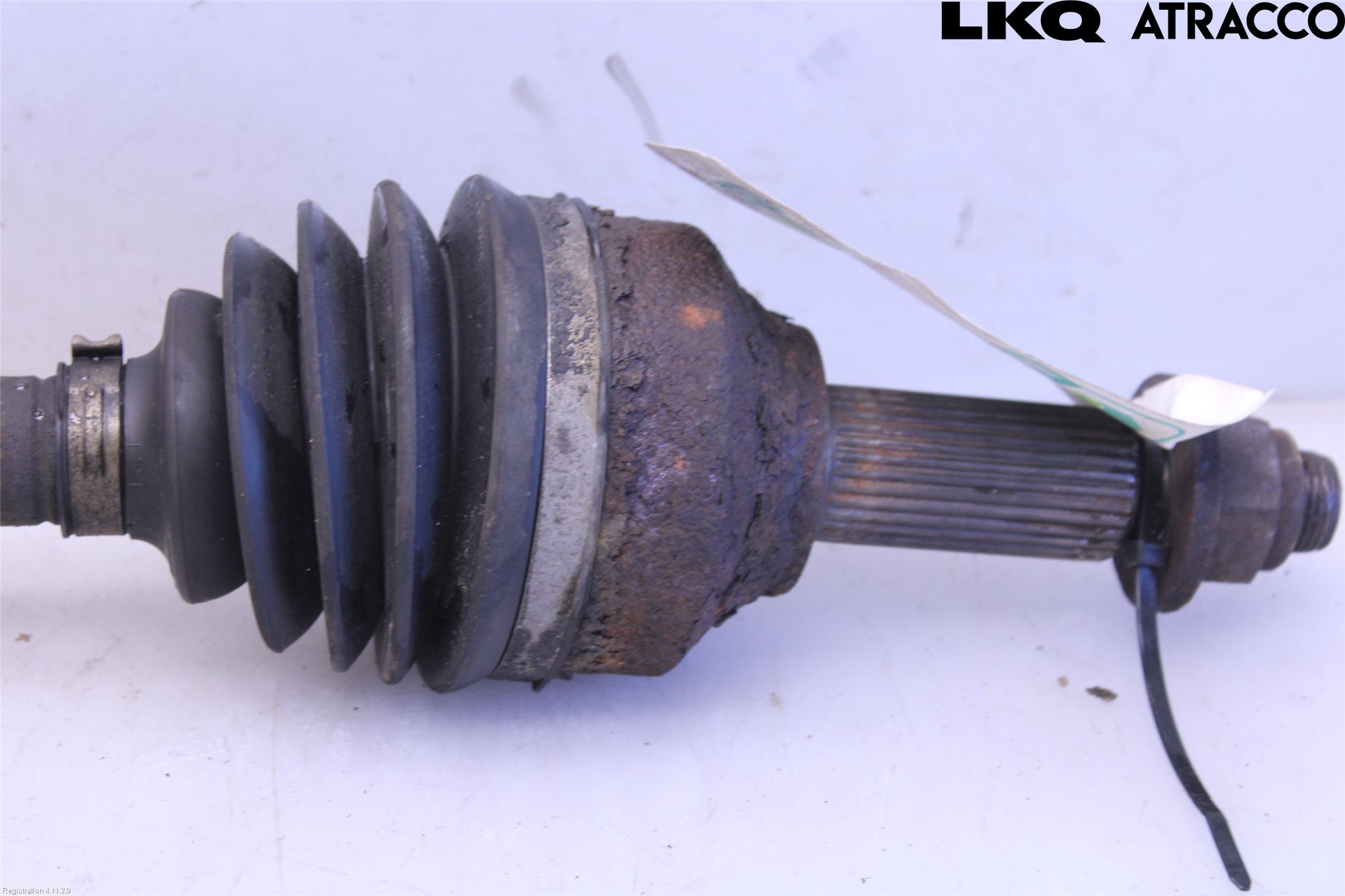 Ford TRANSIT SKÅP/BUSS 14-22 Drivaxel Fram Vänster
