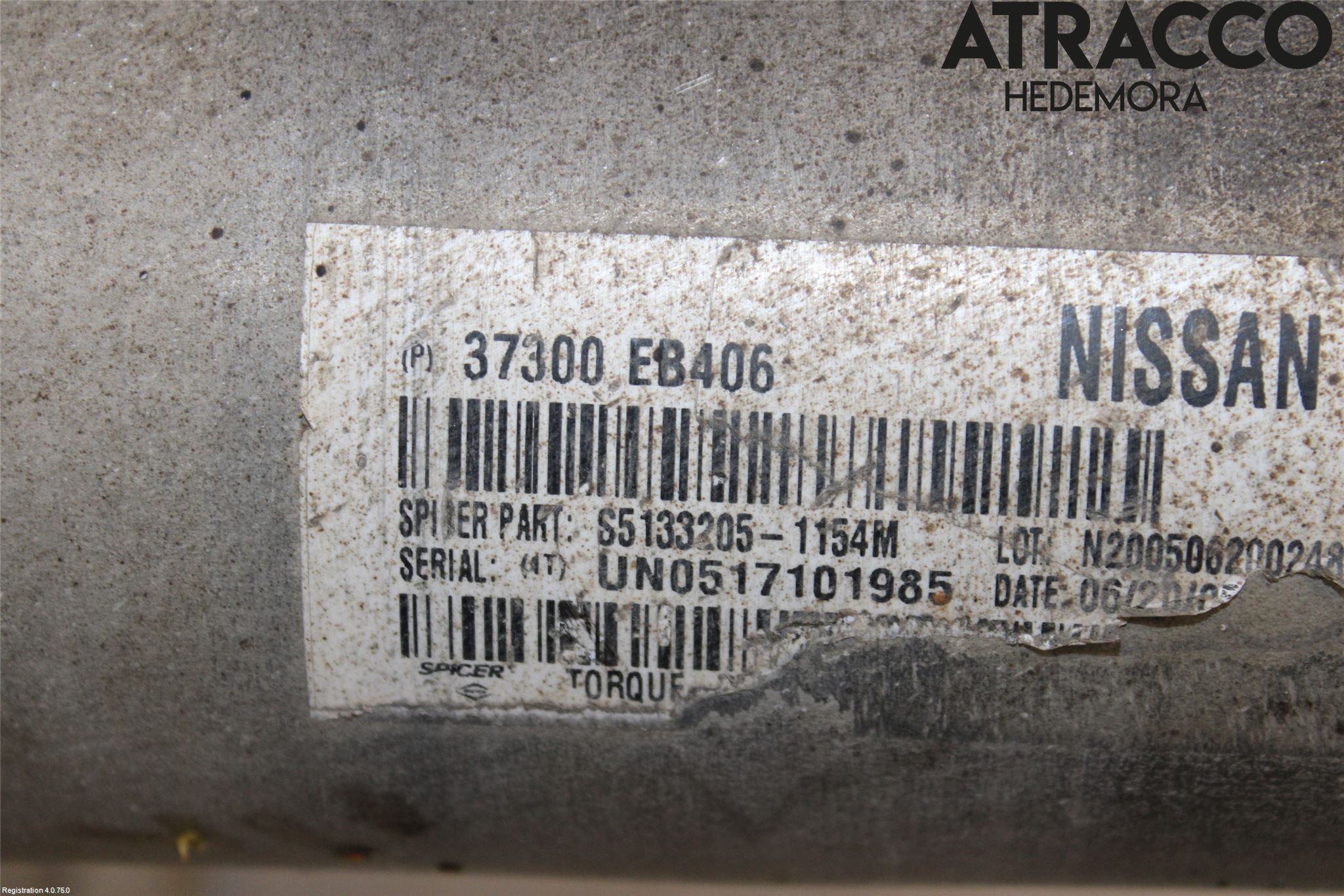 Nissan NAVARA 05-16 Mellanaxel Bakre