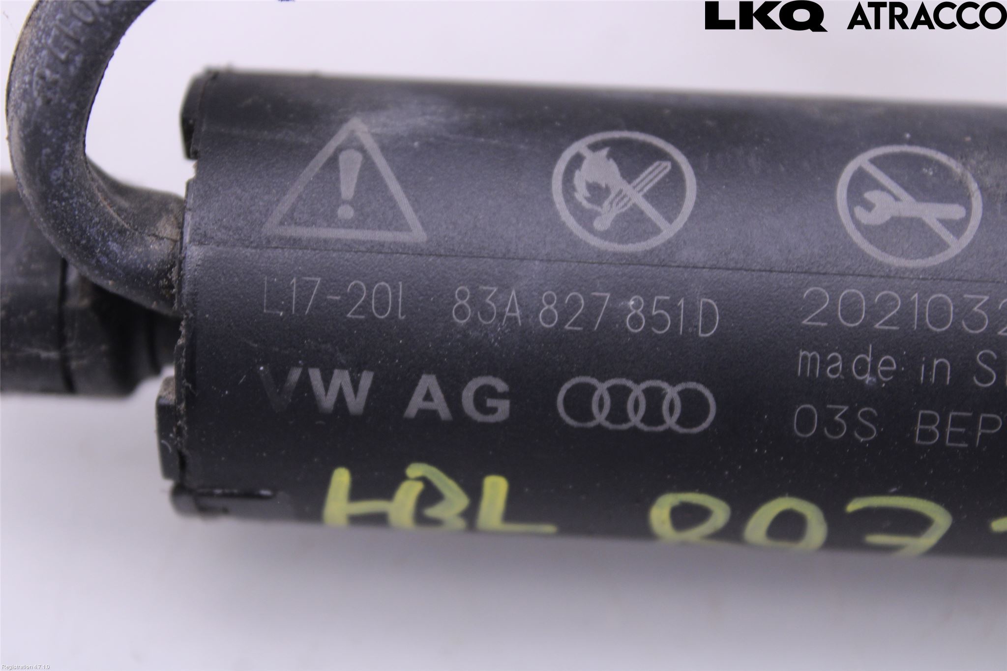 Audi Q3 F3 19- Bakluckeöppnare Automatisk