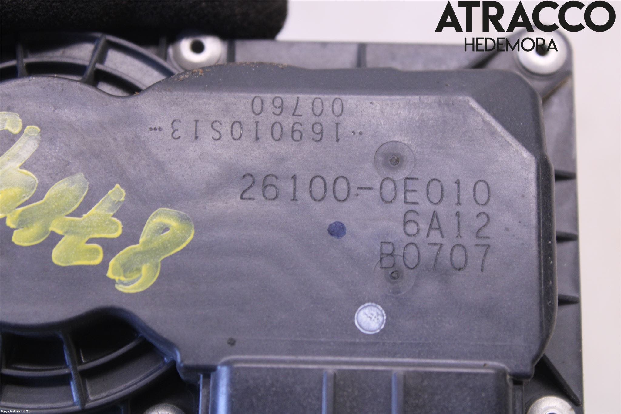 Toyota HILUX 16- Injspjällhus