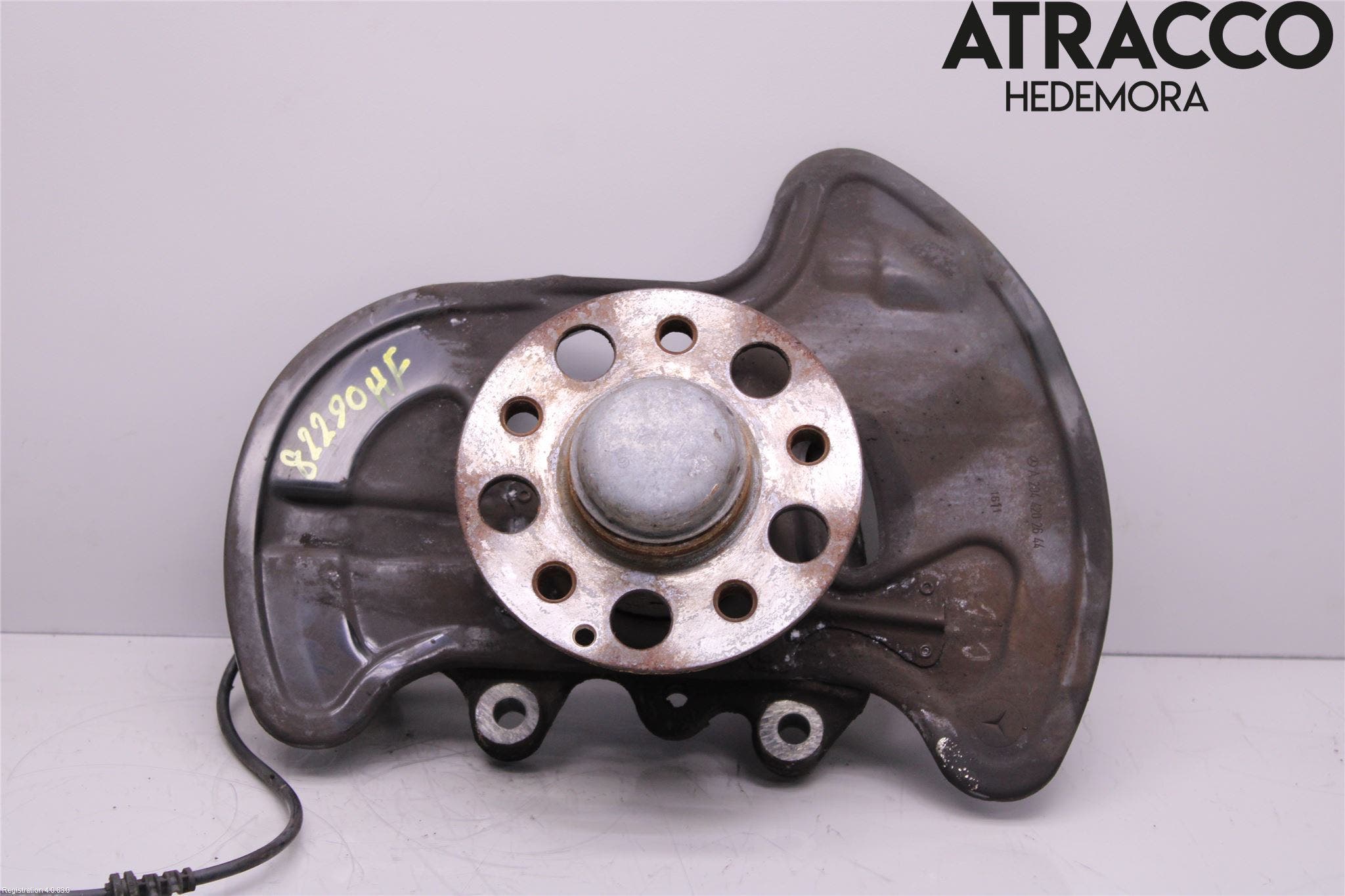 Mercedes-Benz MB C-KLASS (W204) 07-15 Styrspindel Lagerhus Hö