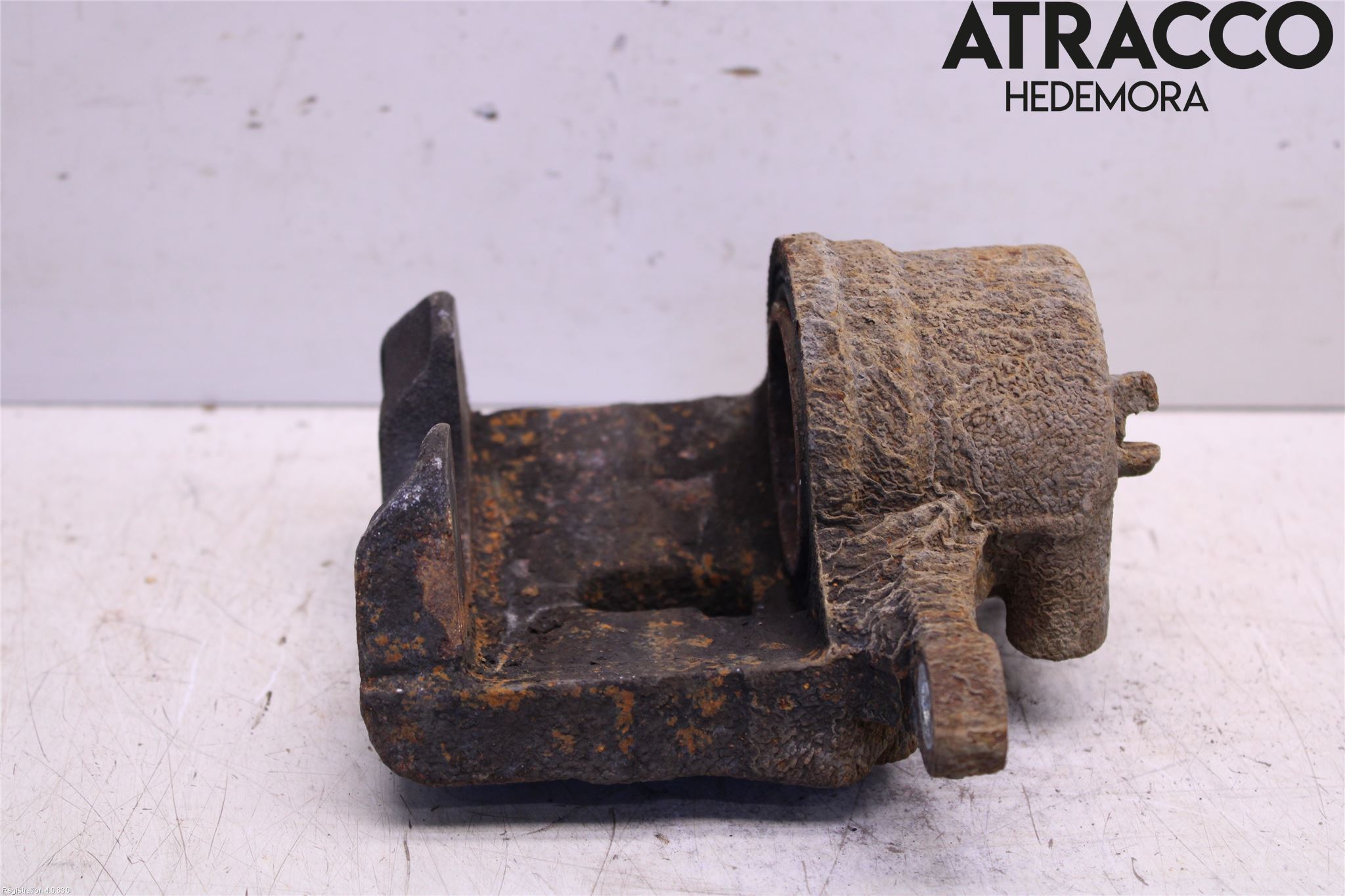 Hyundai i40 16-18 Bromsok Fram Vänster