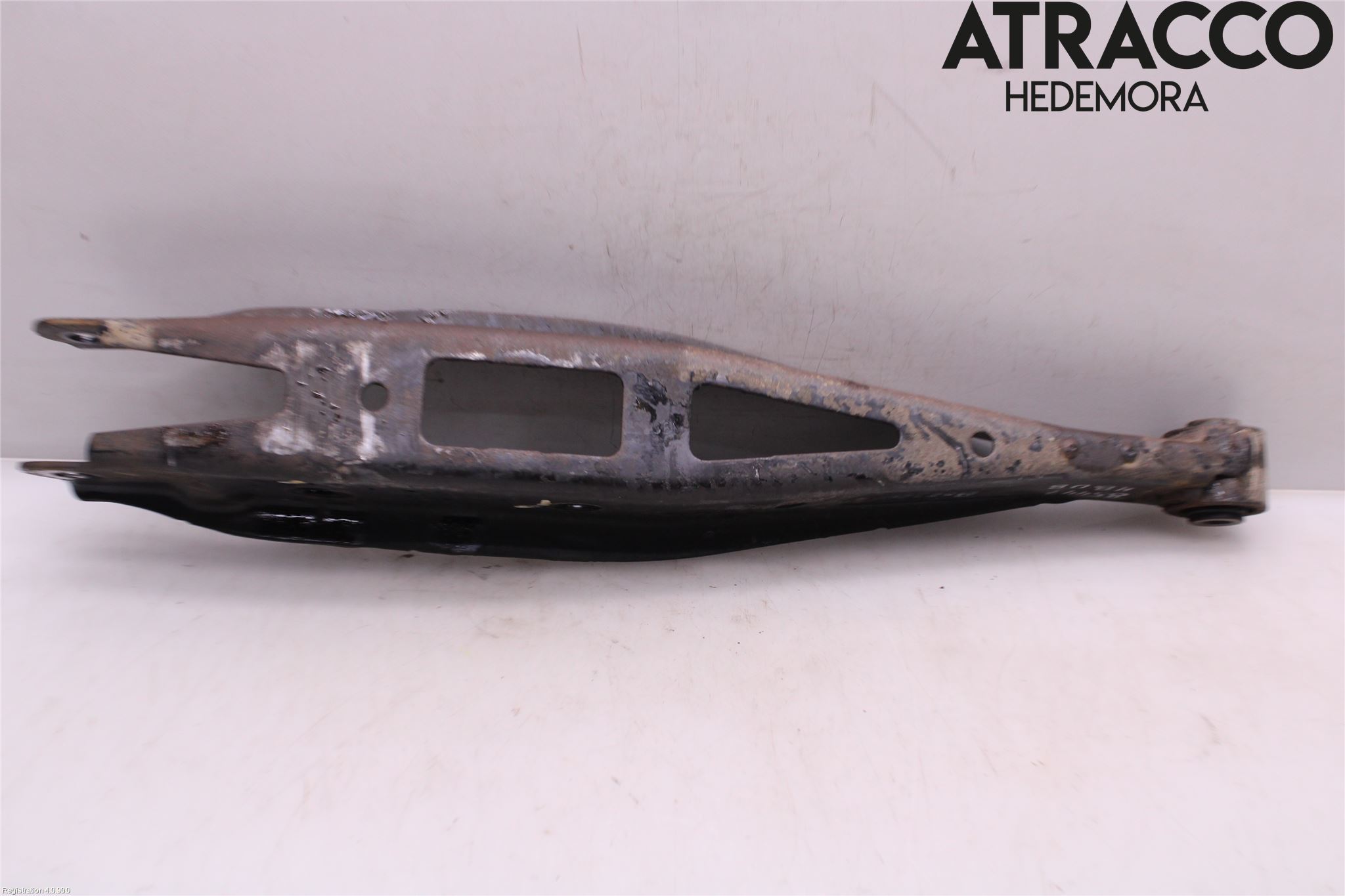 Subaru OUTBACK 15-20 Bärarm Bak Höger