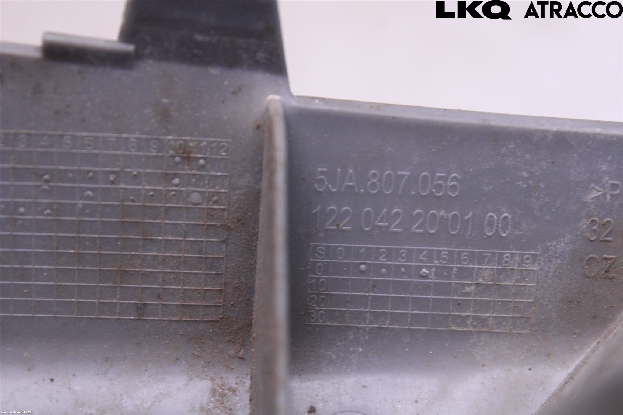 Skoda RAPID Stötfångarfäste Fram Hö