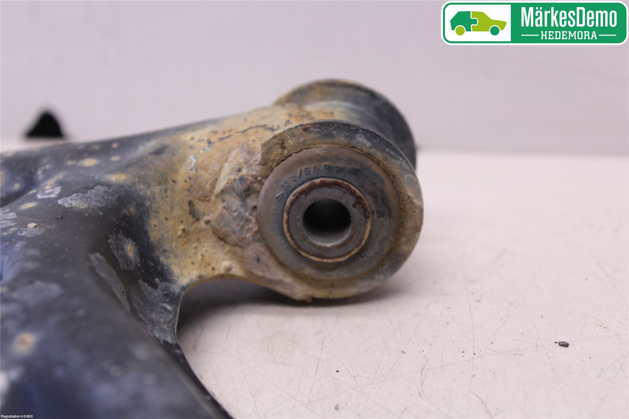 Volkswagen VW POLO 10-17 Bärarm Fram Undre Vä