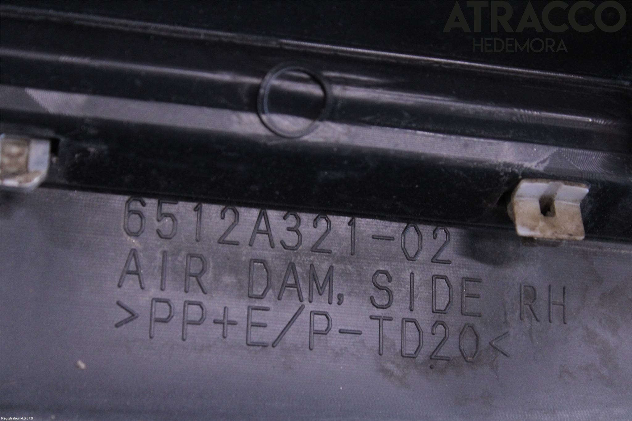 Mitsubishi OUTLANDER 07-12 Sidokjol Vä