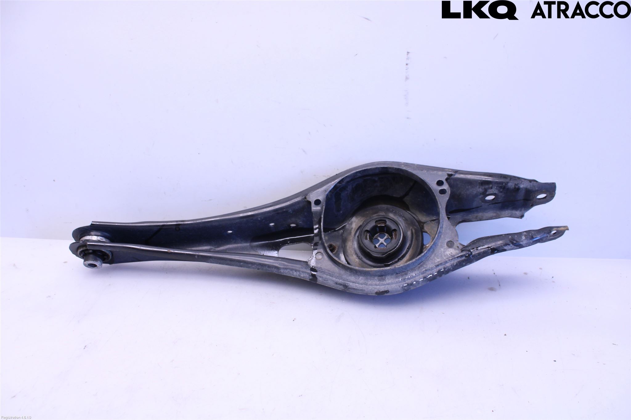 Audi Q3 F3 19- Bärarm Bak Höger