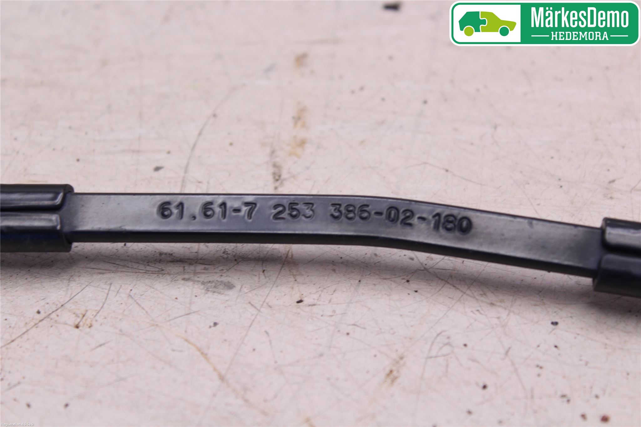 BMW 3 E90/91 SED/TOU 05-12 Torkararm Armar Vindruta