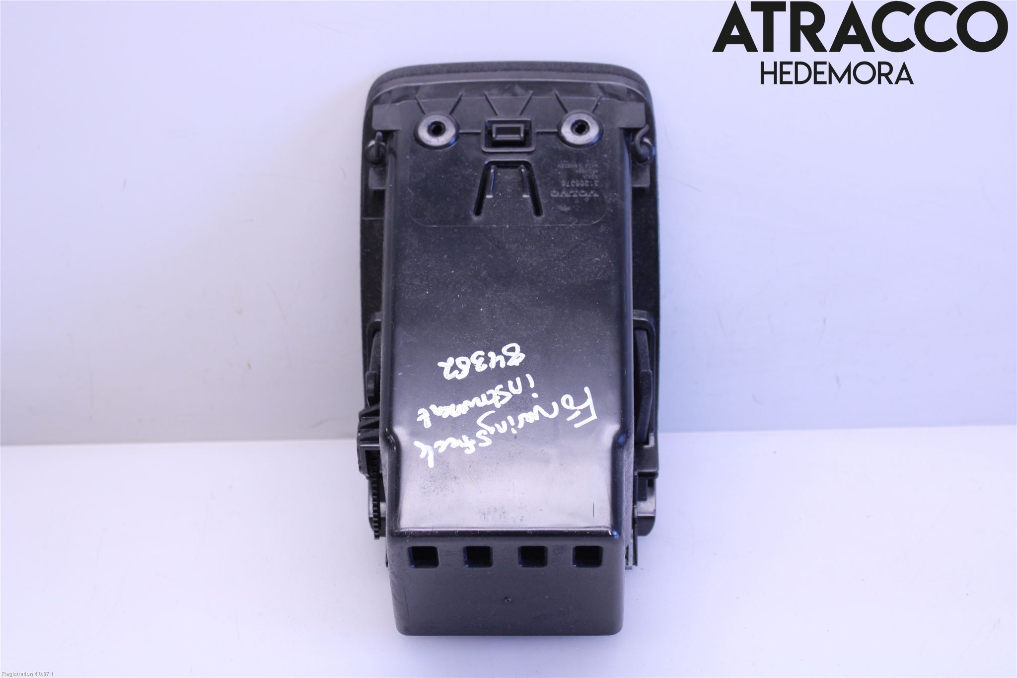 Volvo V90 17->> Instrumentbräda Förvaringsfack