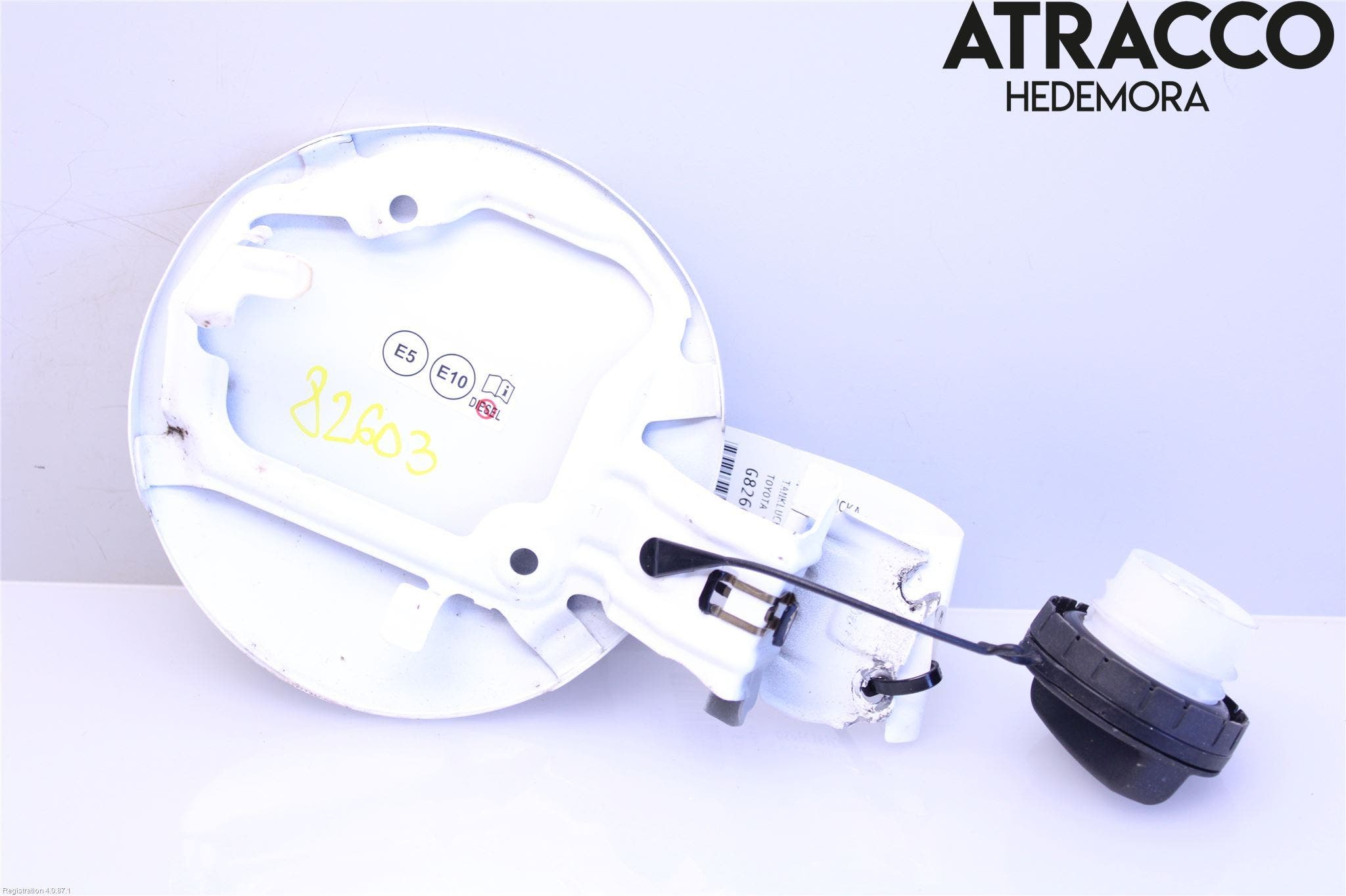 Toyota YARIS XP21 20- Tanklucka