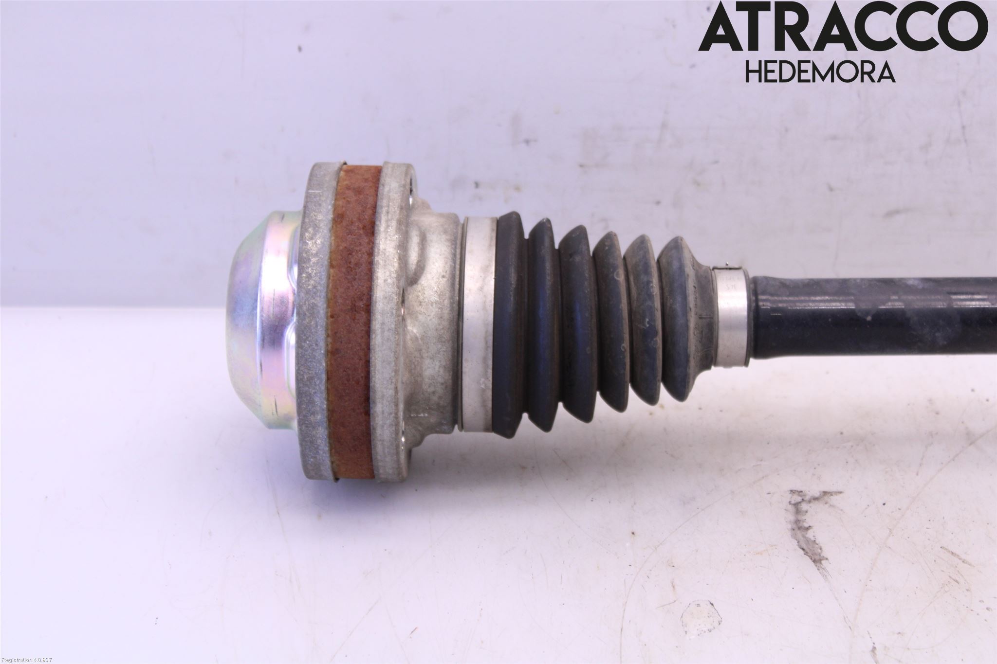 Volkswagen VW T-ROC 18- Drivaxel Fram Höger