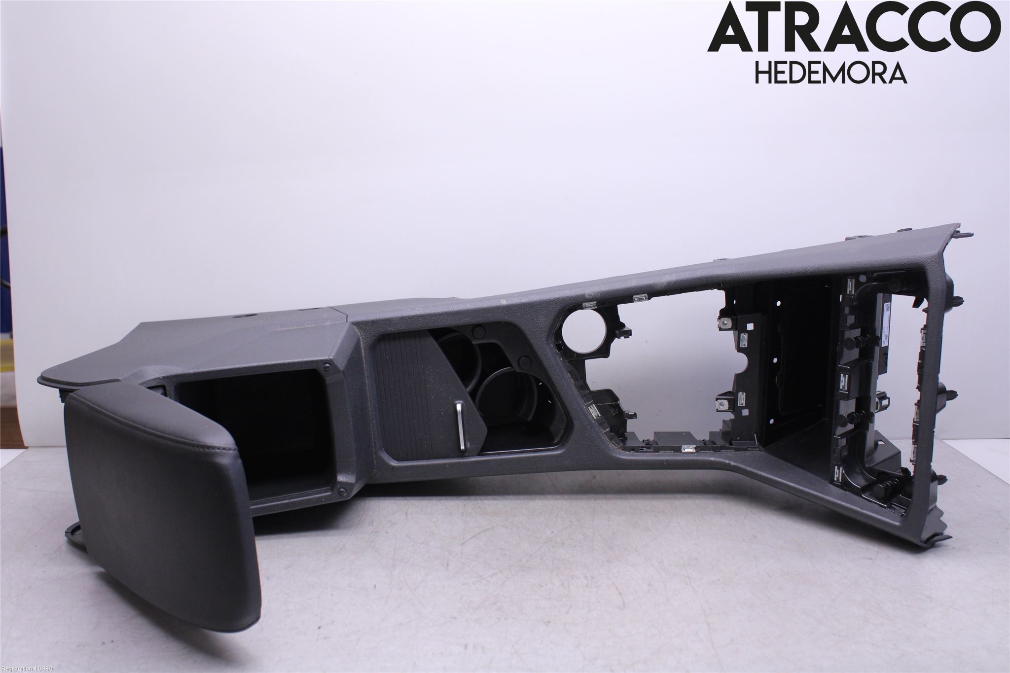 Volkswagen VW TIGUAN ALLSPACE 18- Inr Tunnelfack