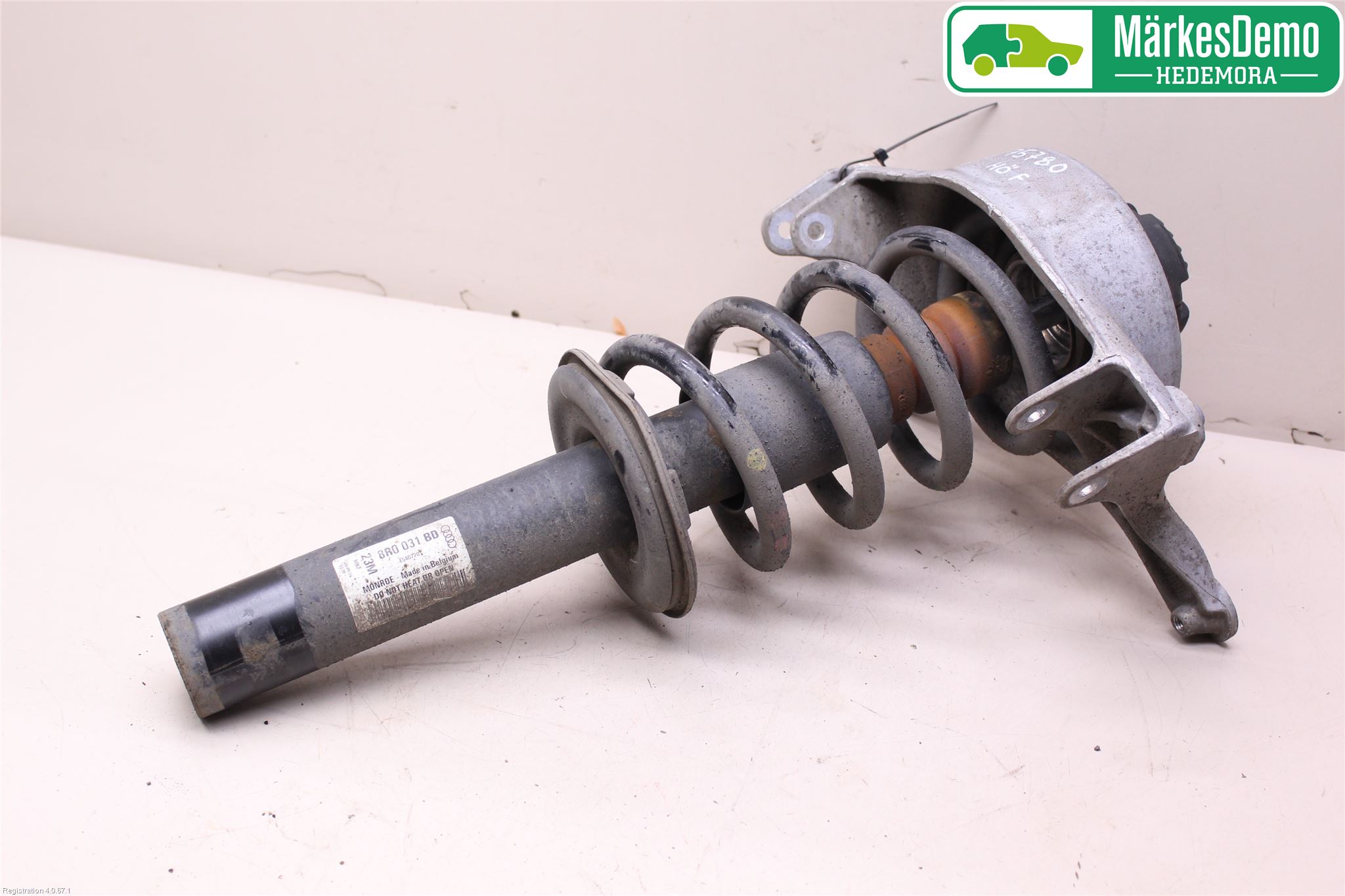 Audi Q5 09-16 Fjäderben Fram Höger